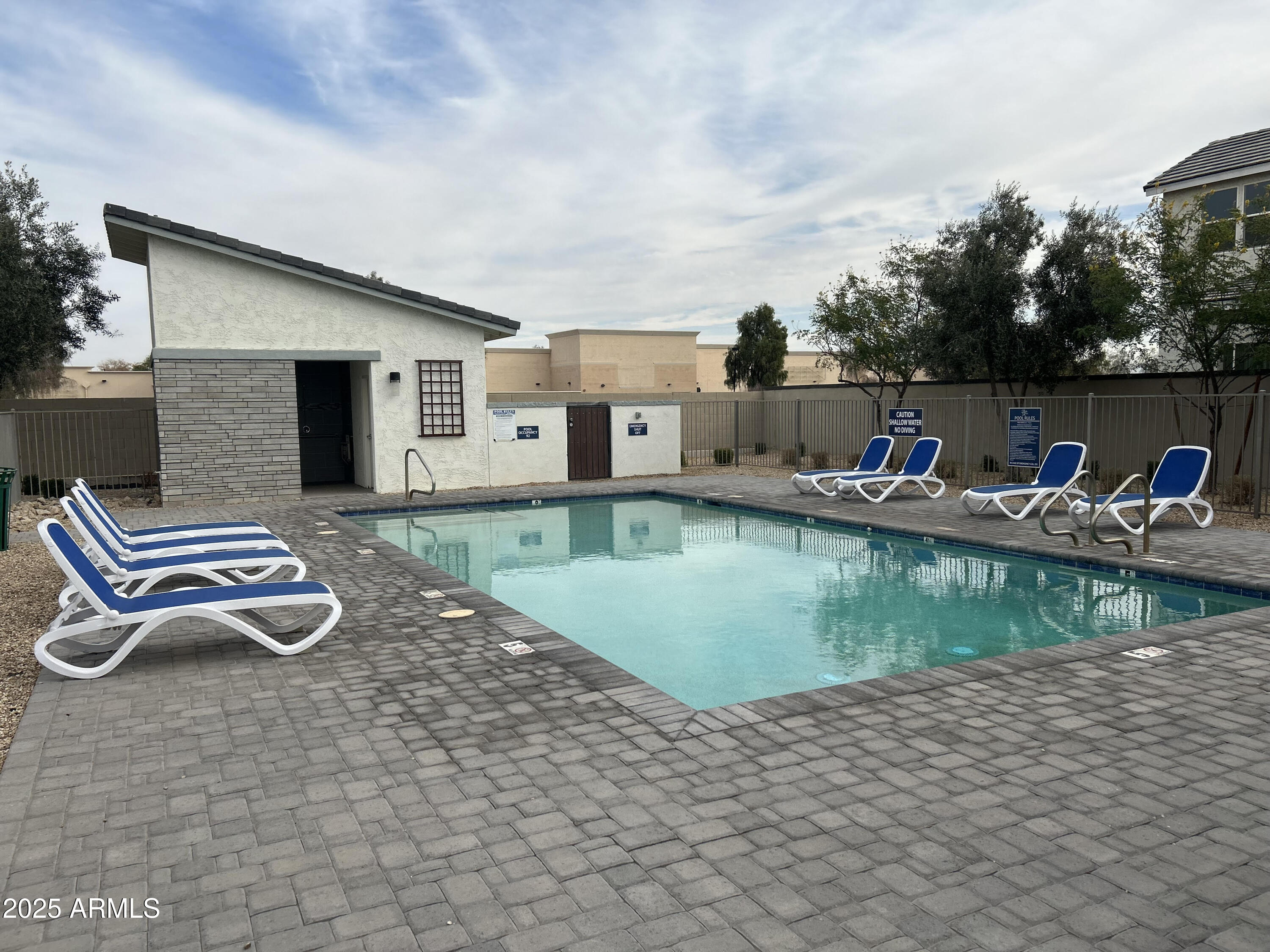 371 N 157th Lane