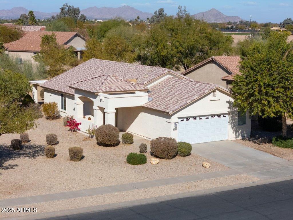 2490 E FIESTA Drive