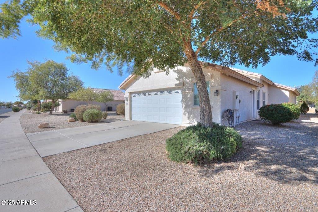 2490 E FIESTA Drive