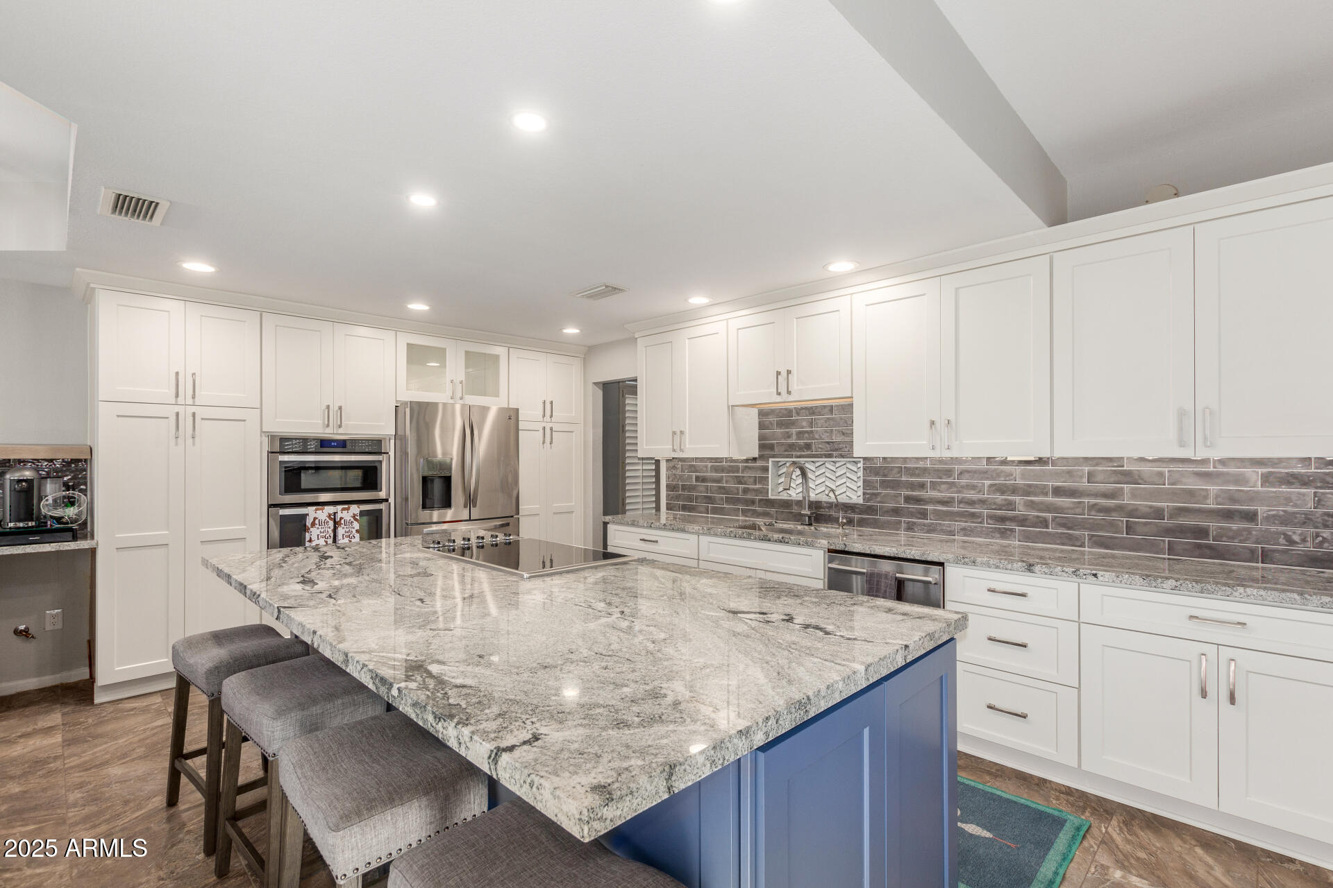 4263 W JASPER Drive
