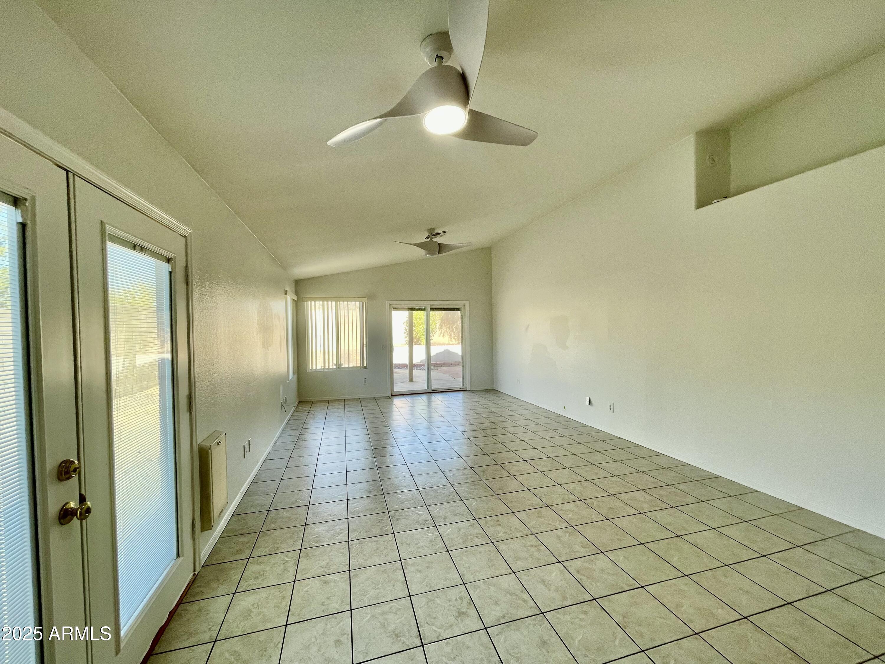 2202 E WESCOTT Drive