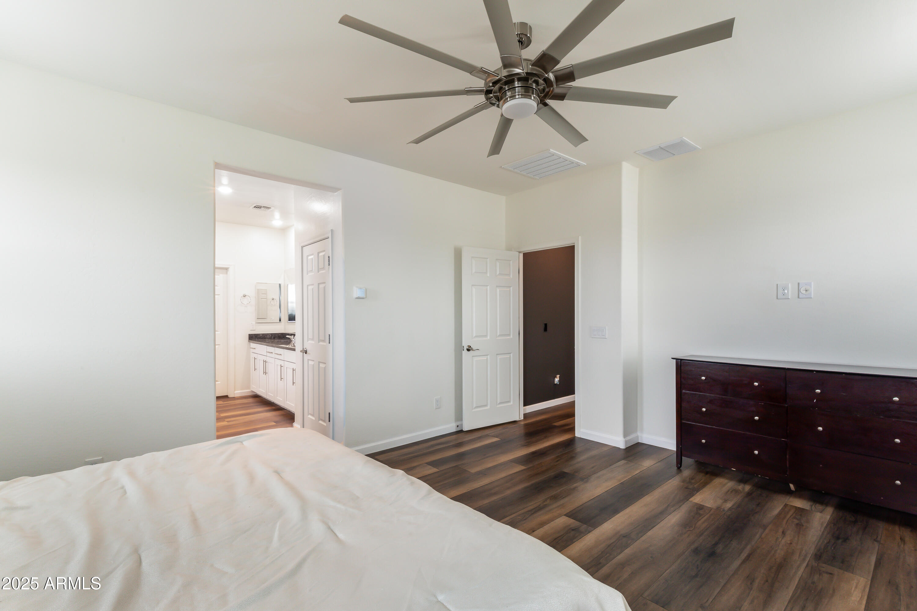 44512 N SONORAN ARROYO Lane