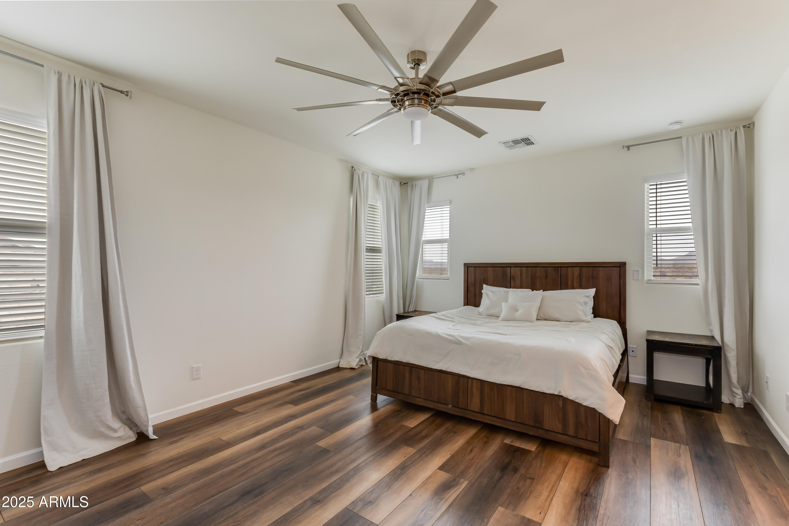 44512 N SONORAN ARROYO Lane