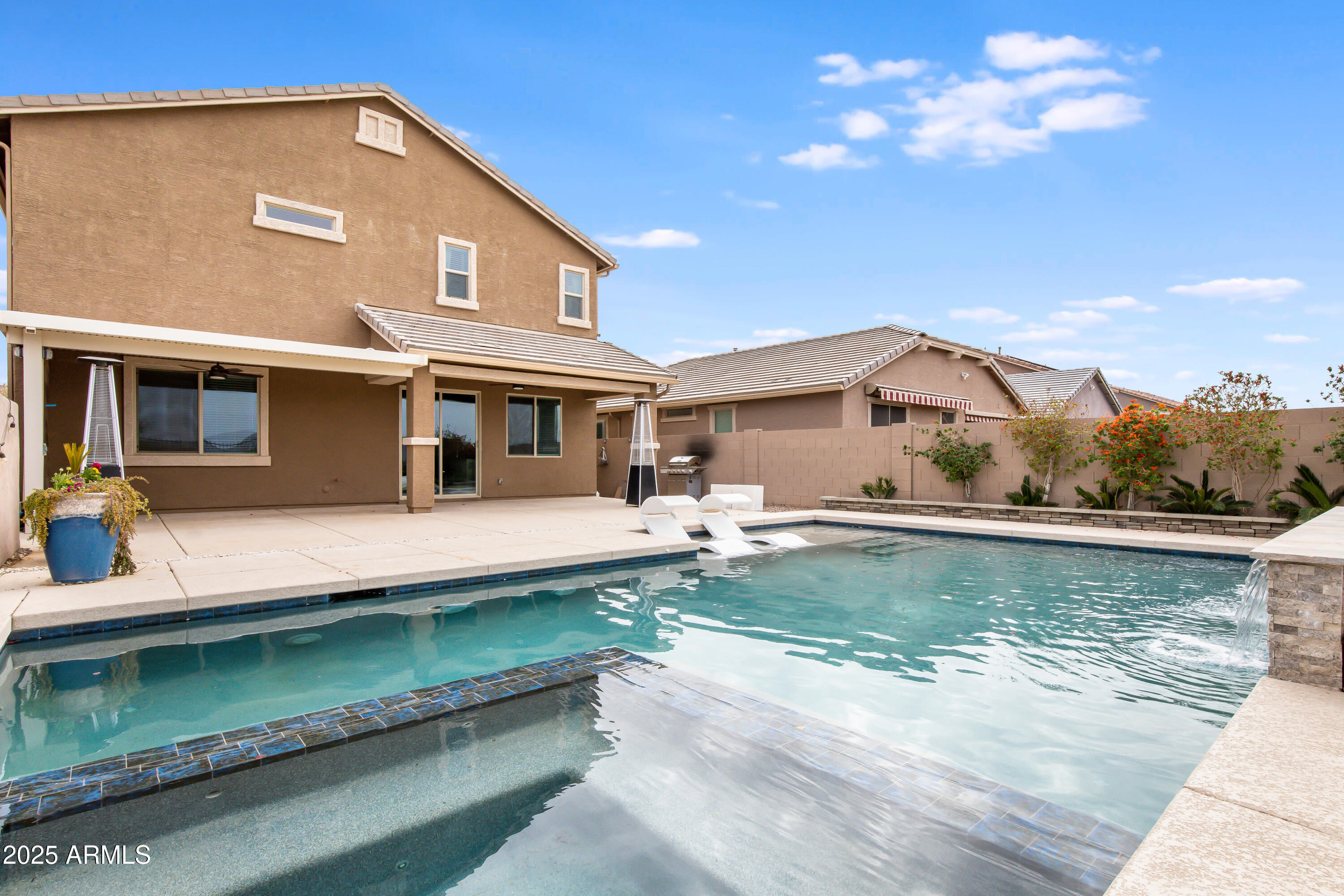 44512 N SONORAN ARROYO Lane