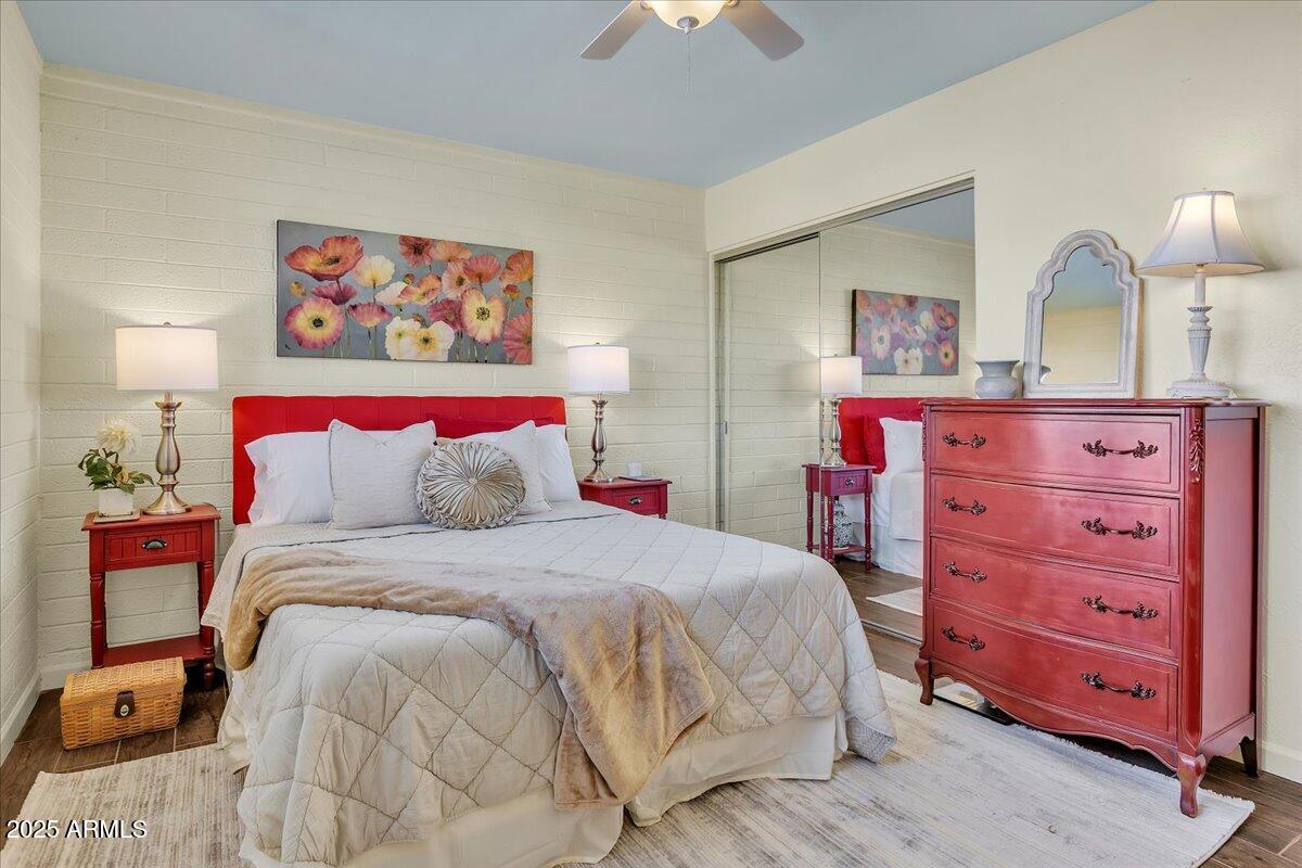 7932 E MORELAND Street