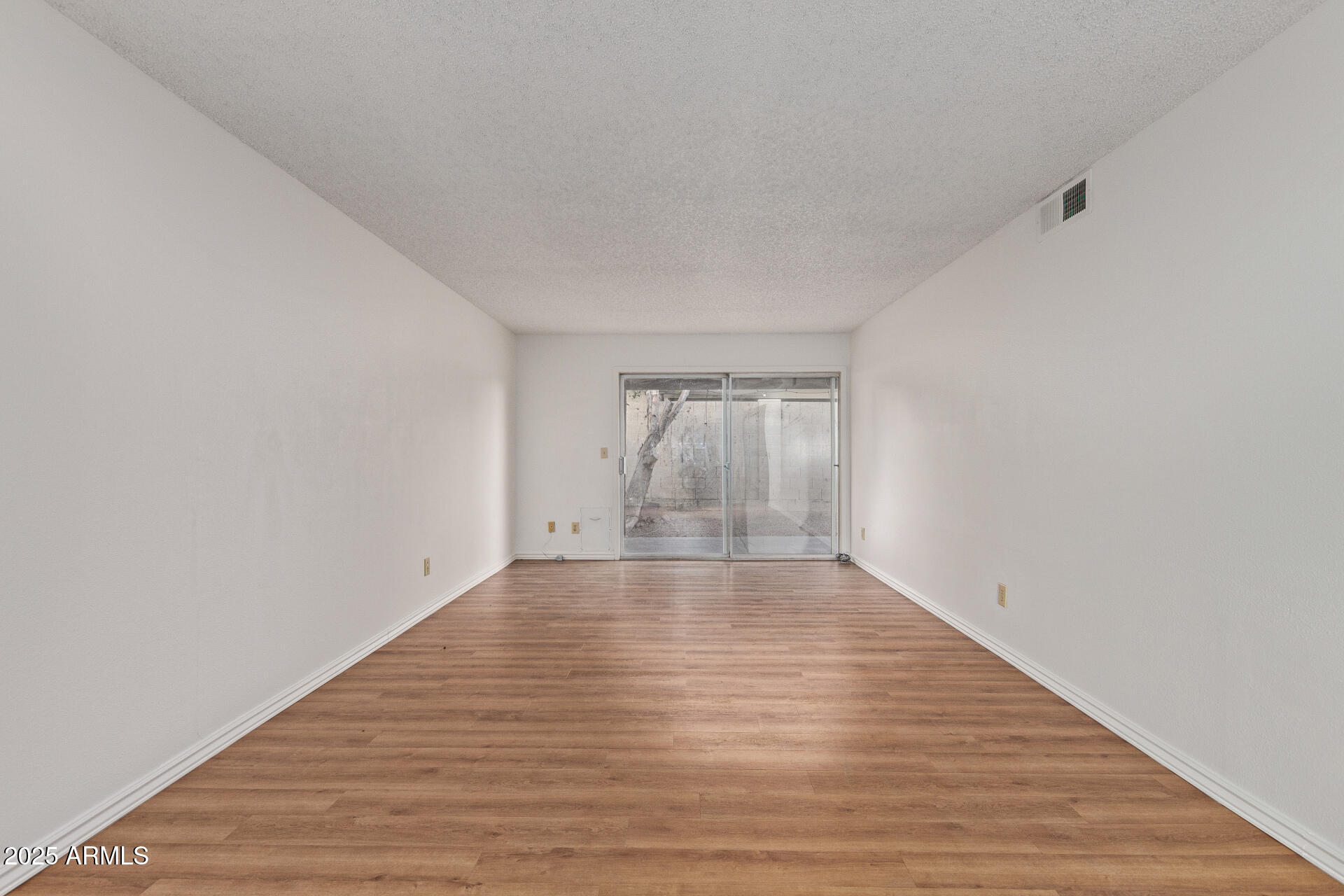 520 W COLGATE Drive