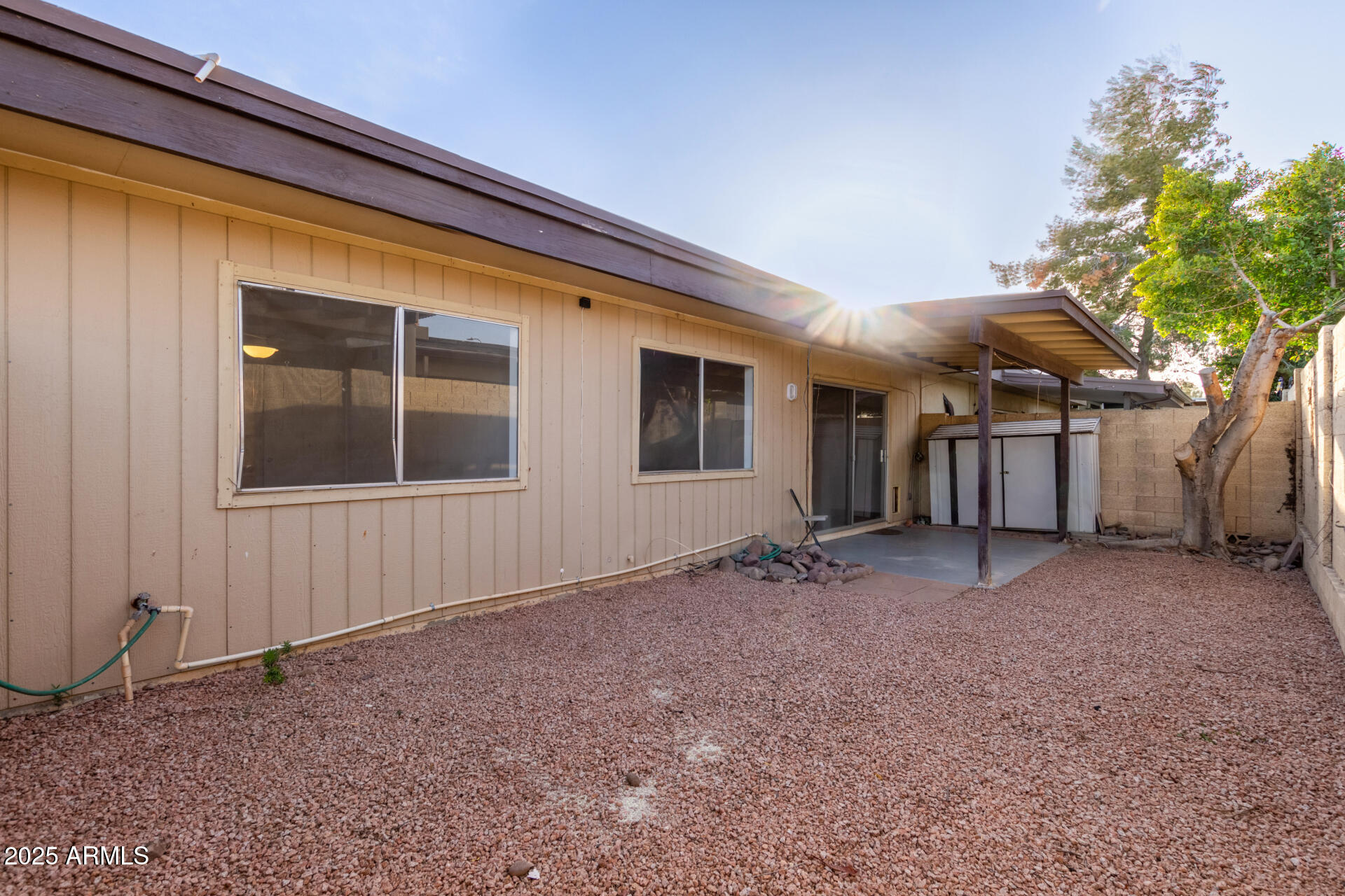 520 W COLGATE Drive