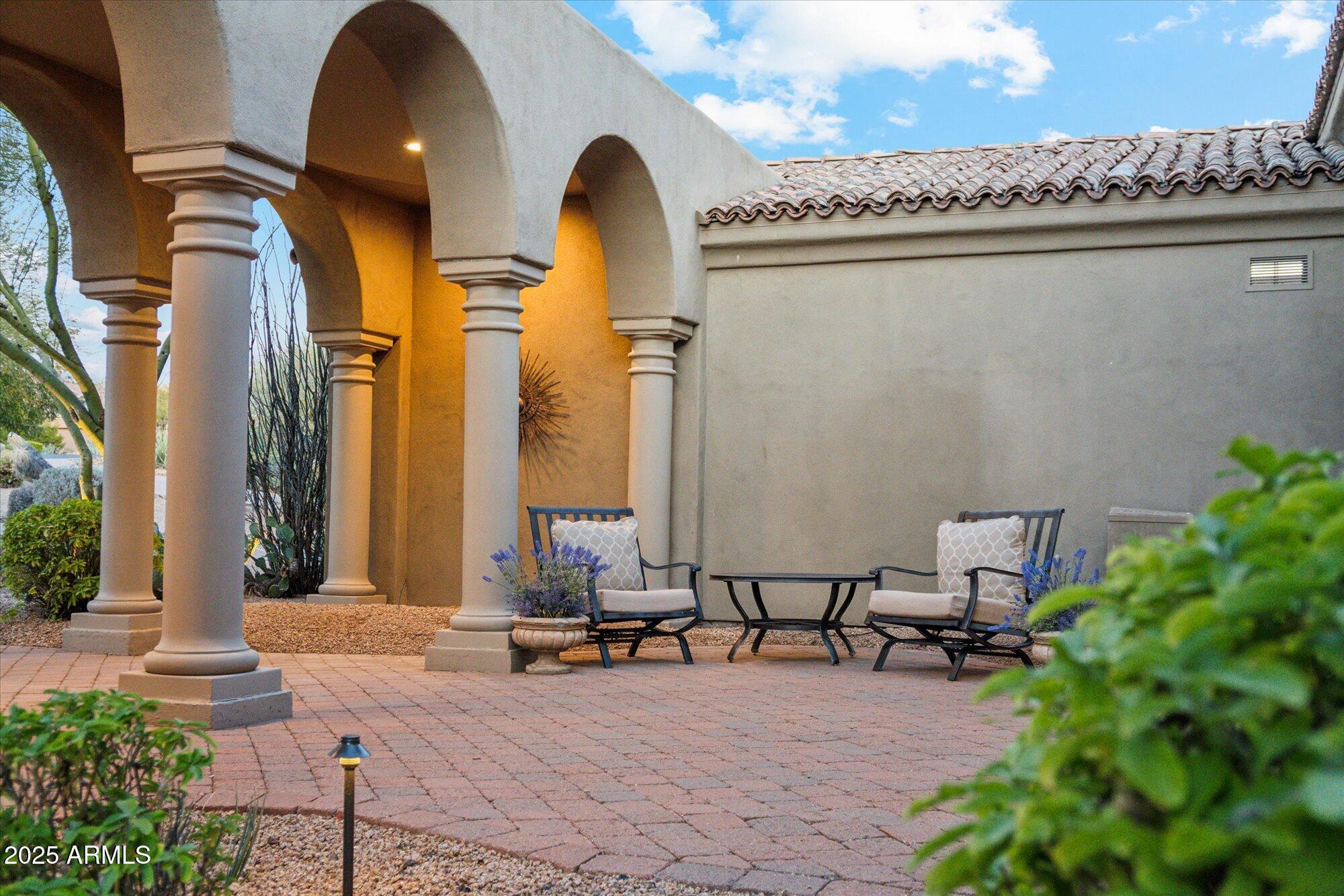 10175 E WINTER SUN Drive