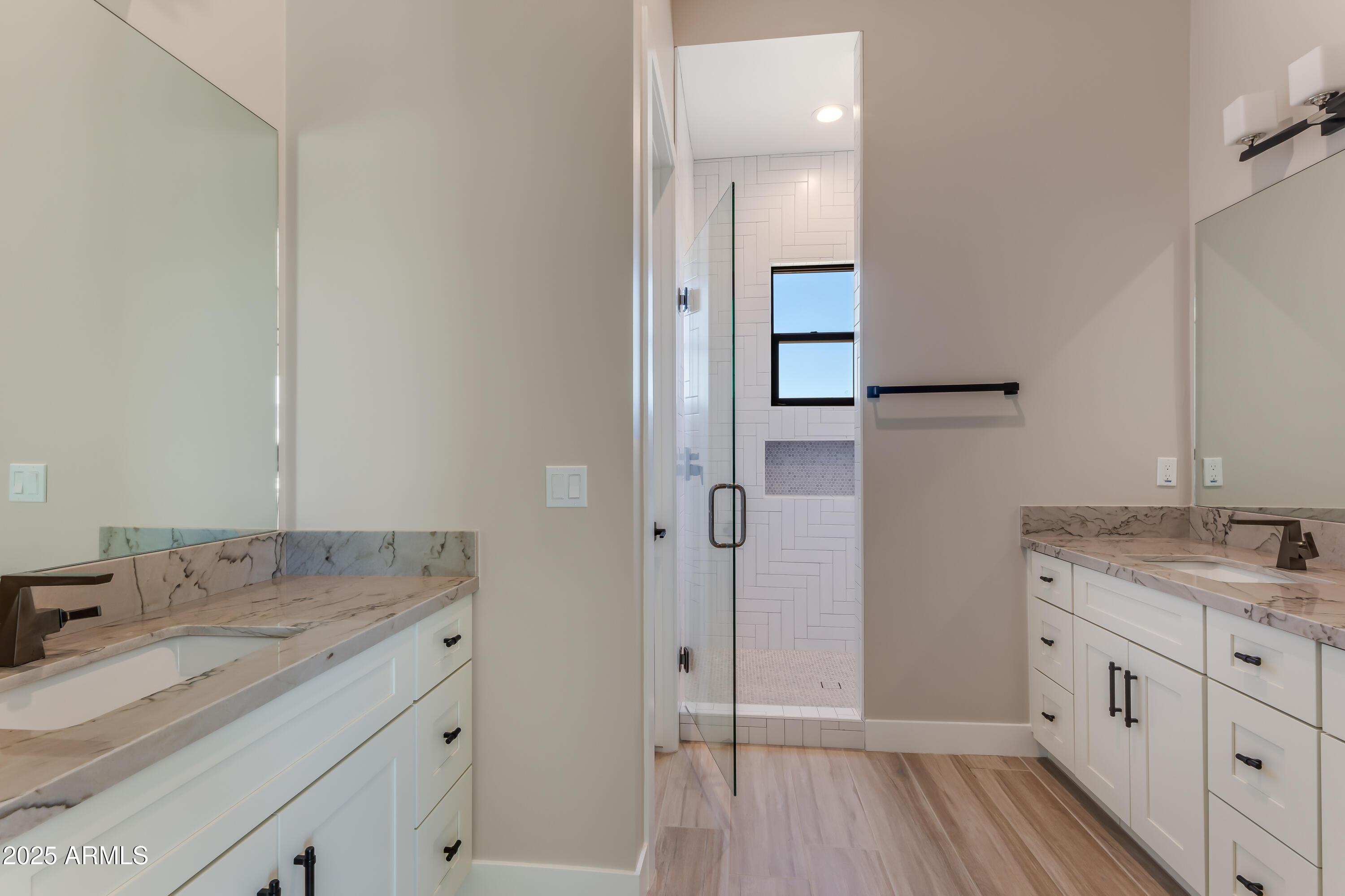 14327 E SKINNER Drive