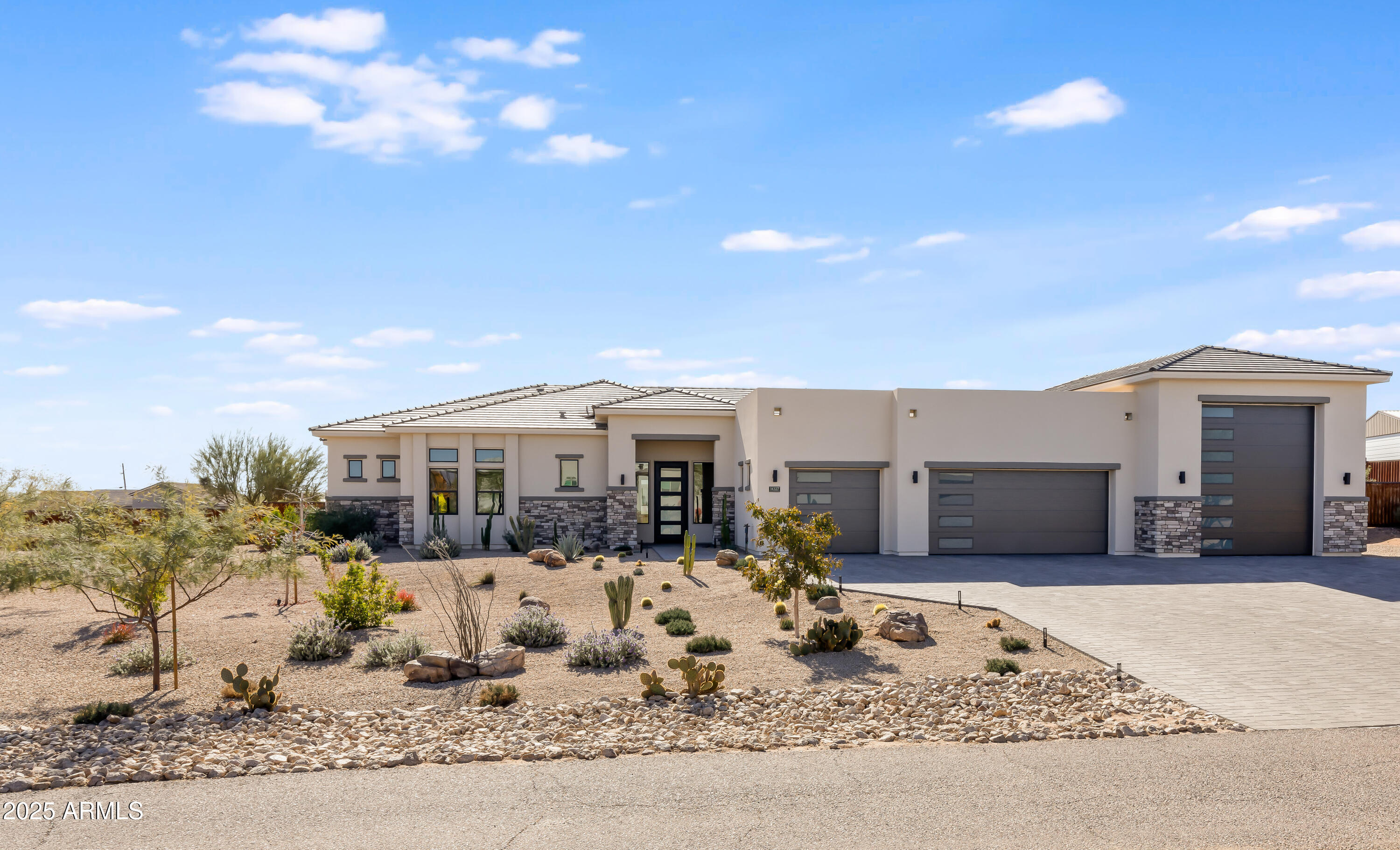 14327 E SKINNER Drive