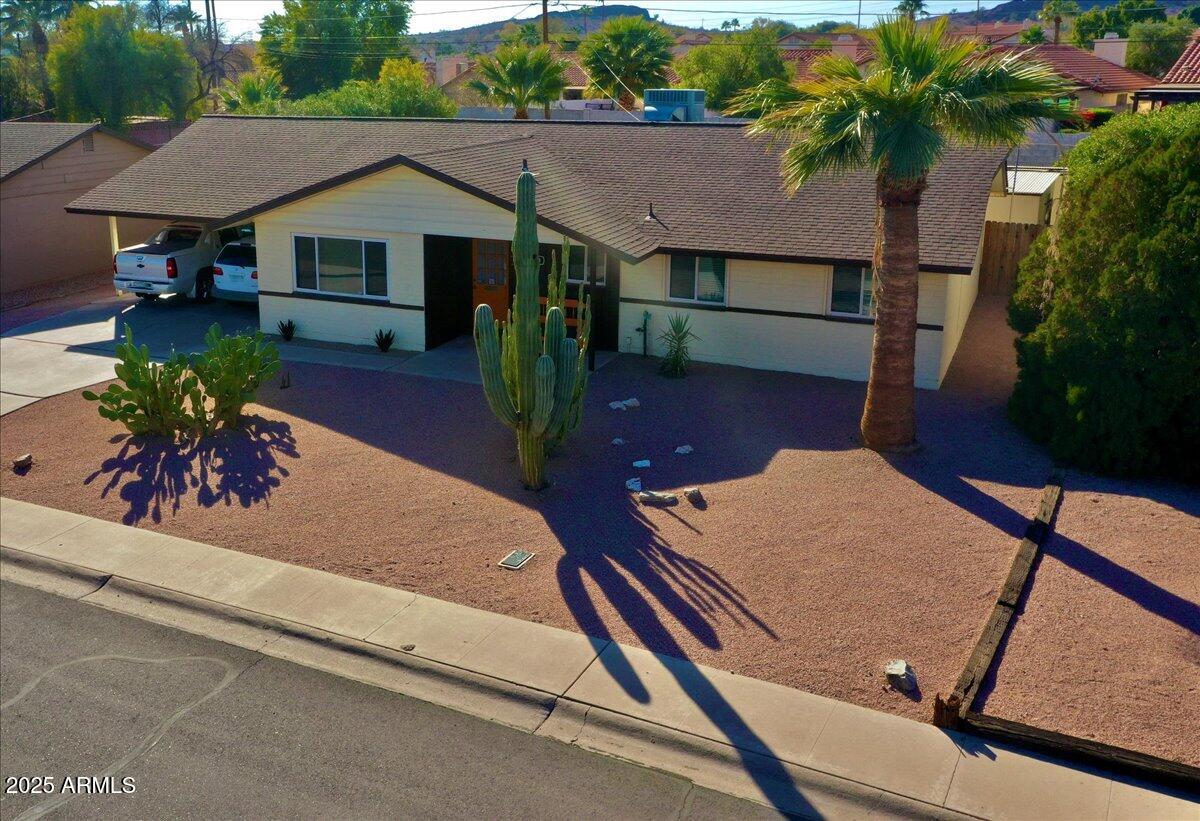 1618 N McAllister Avenue