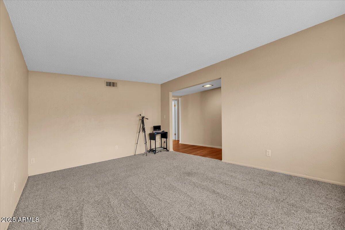 1618 N McAllister Avenue