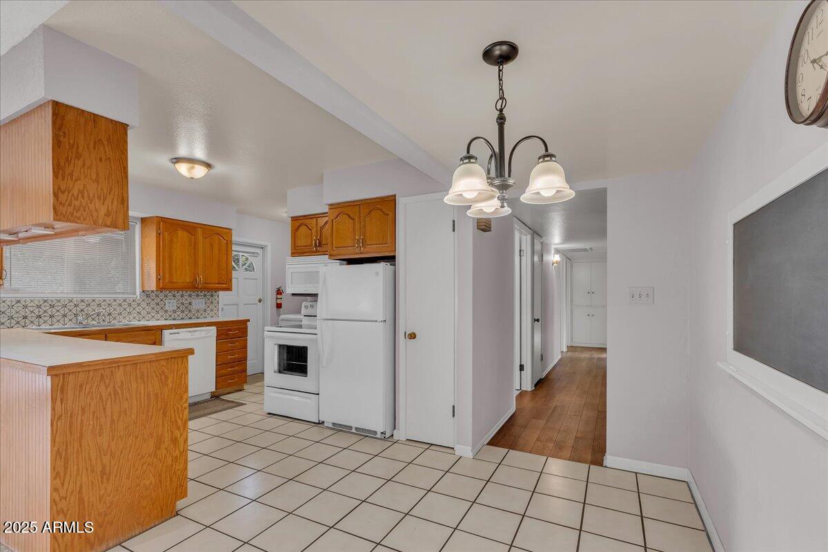 1618 N McAllister Avenue