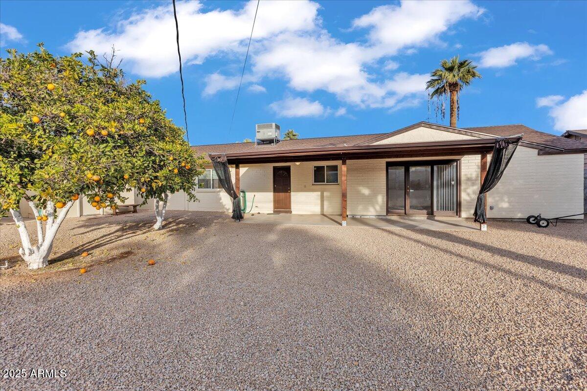 1618 N McAllister Avenue