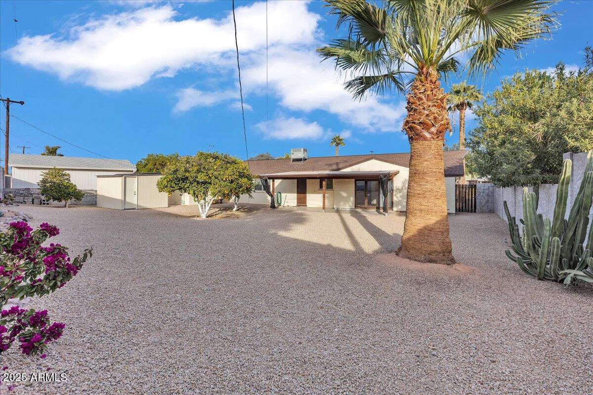 1618 N McAllister Avenue