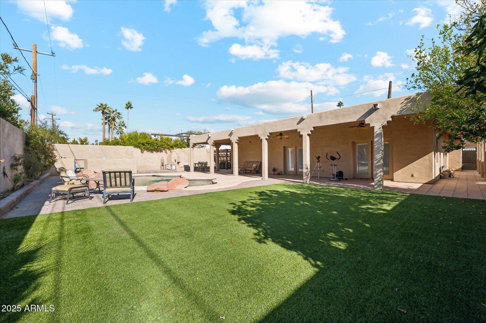 5028 N SCOTTSDALE Road