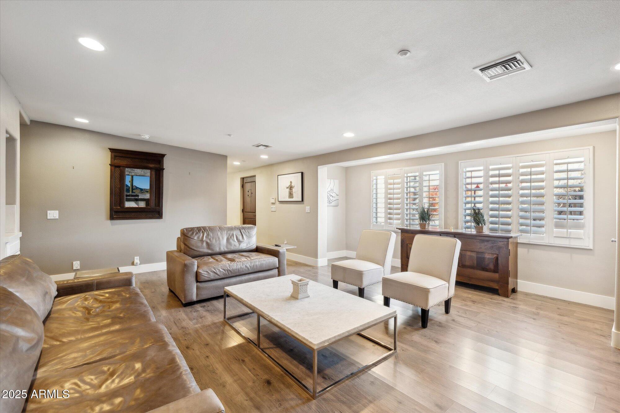 5028 N SCOTTSDALE Road