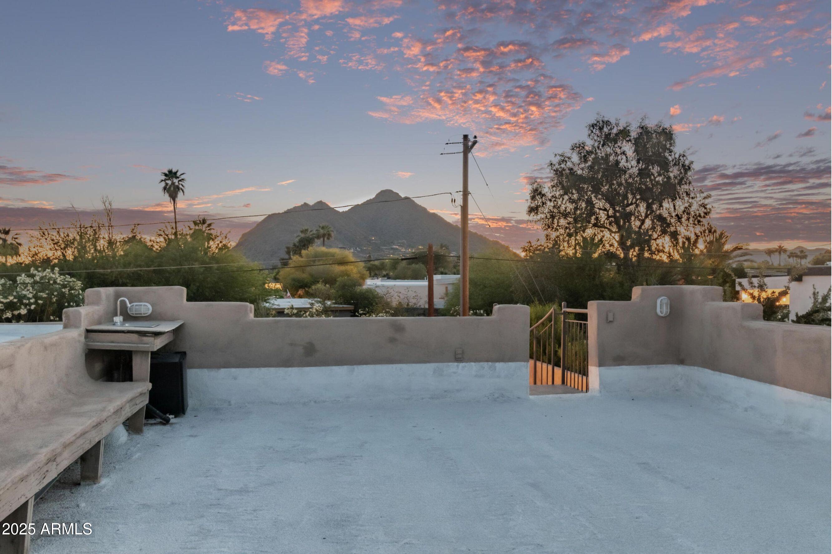 5028 N SCOTTSDALE Road