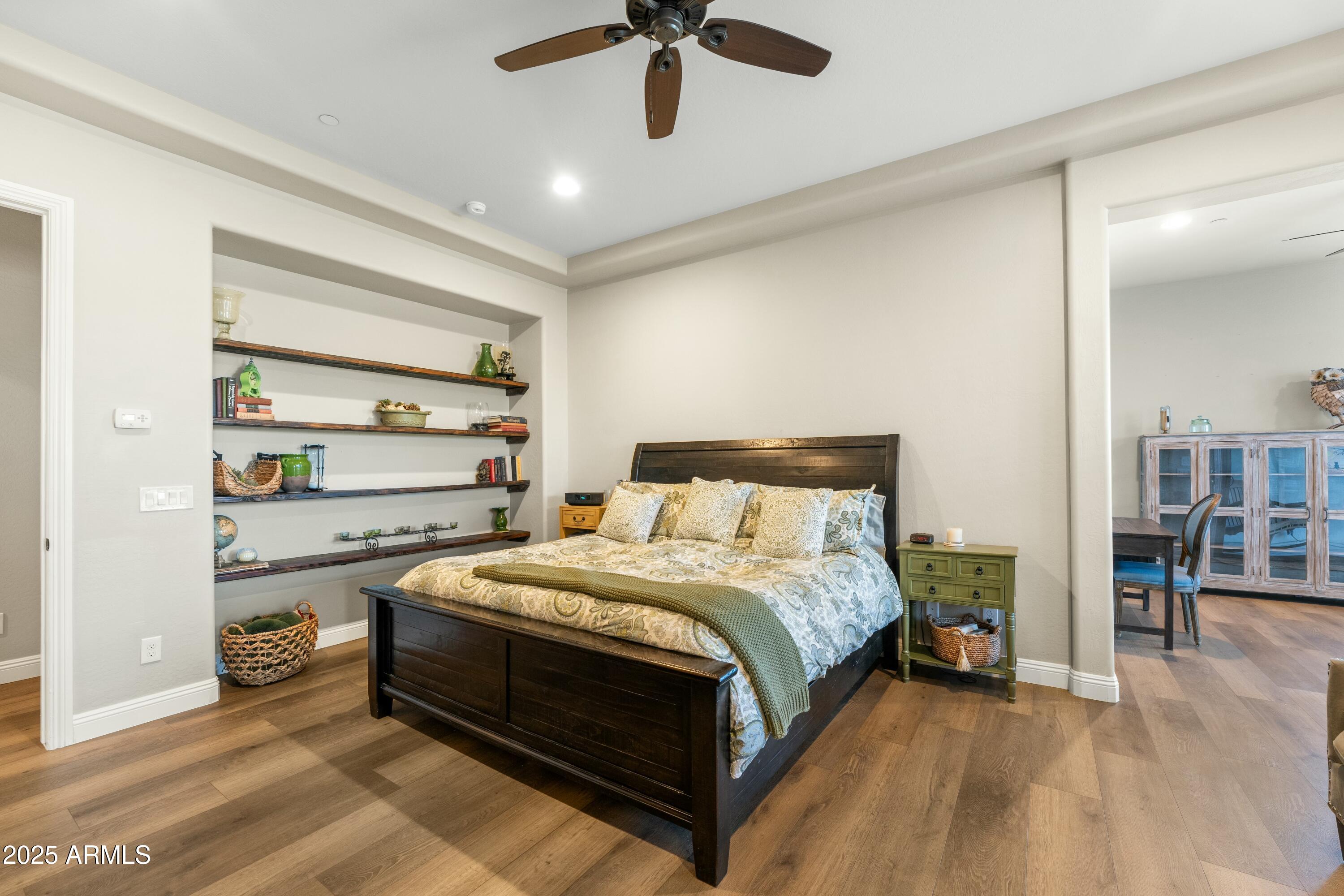 6015 E CALLE DE LAS ESTRELLAS --