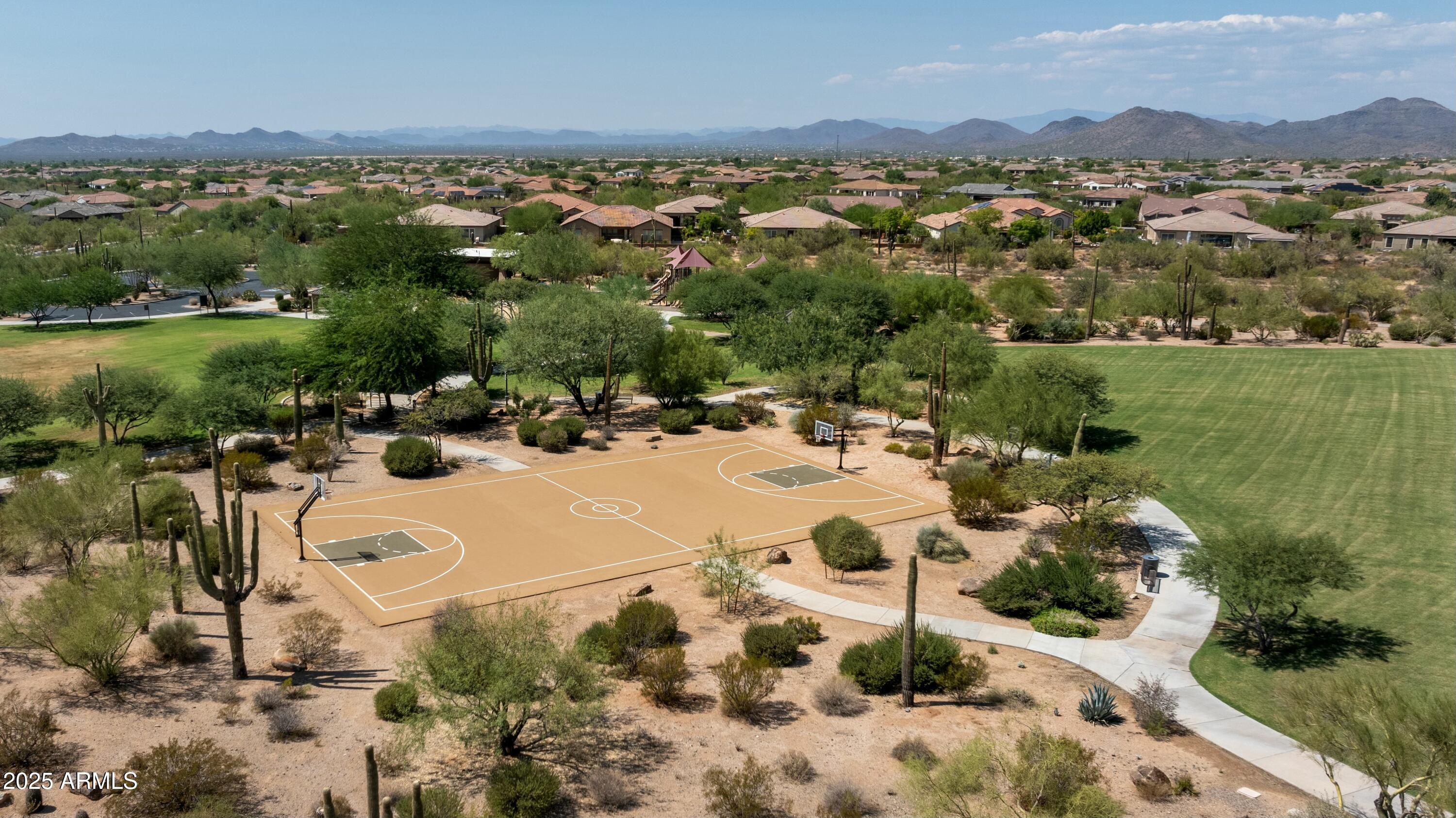 6015 E CALLE DE LAS ESTRELLAS --