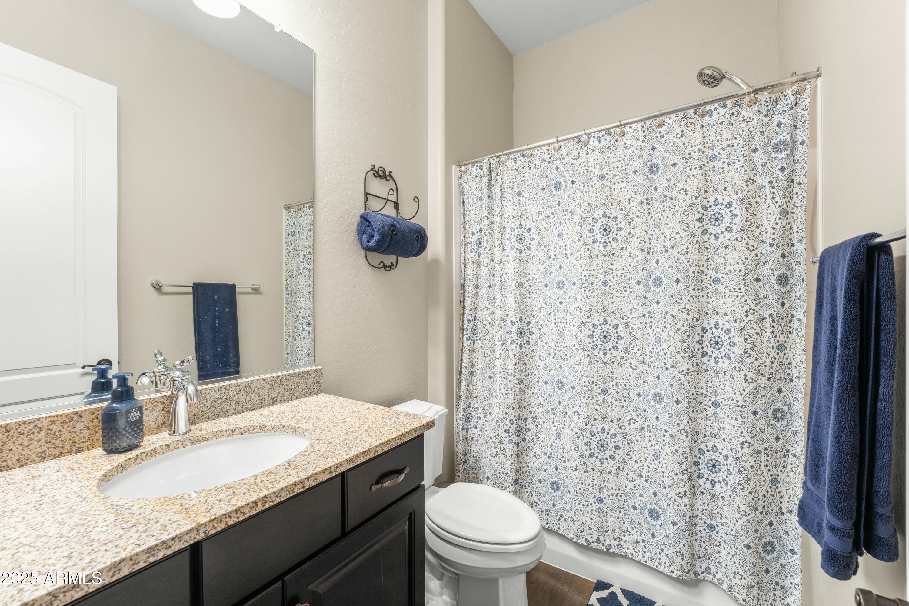 6015 E CALLE DE LAS ESTRELLAS --