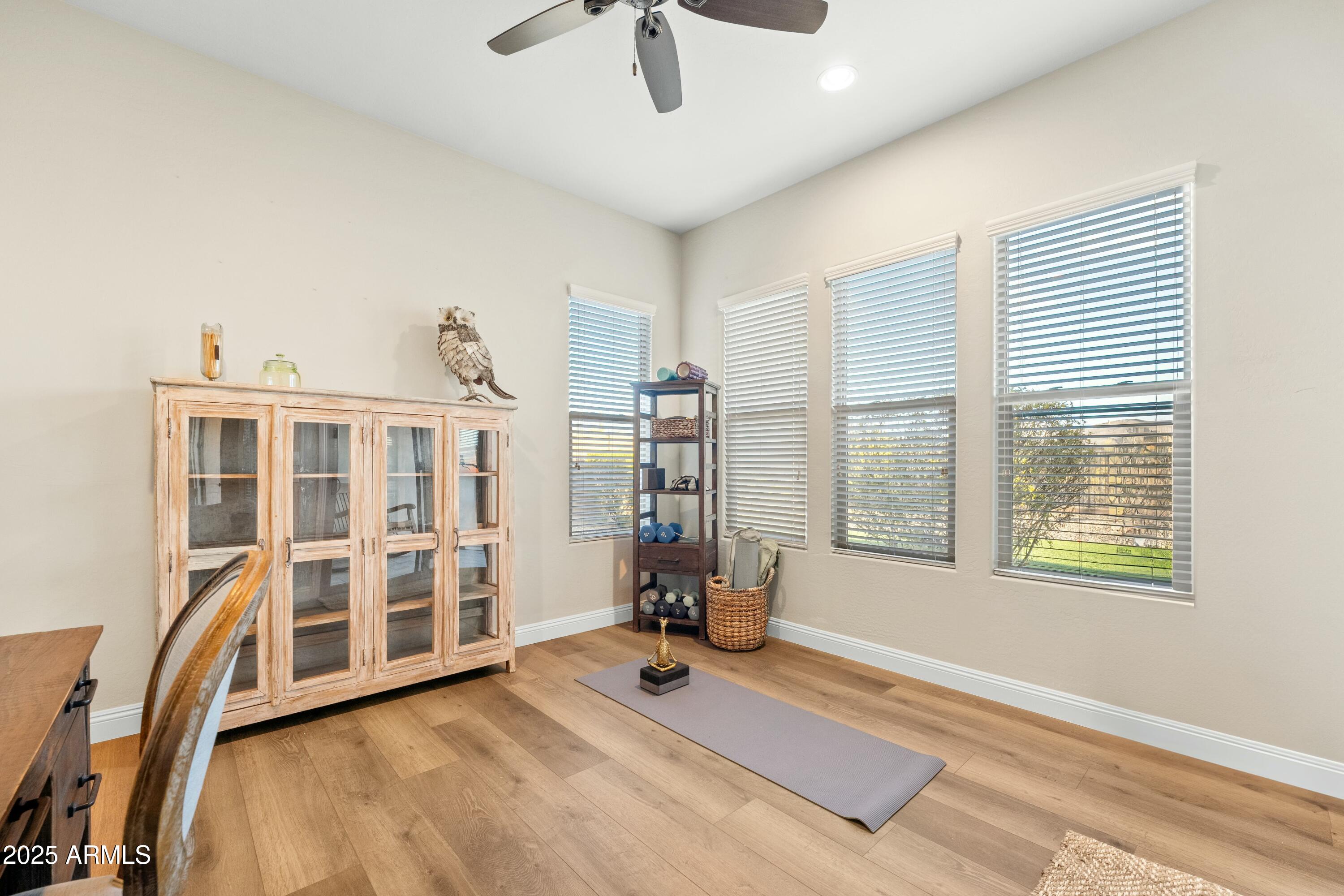 6015 E CALLE DE LAS ESTRELLAS --