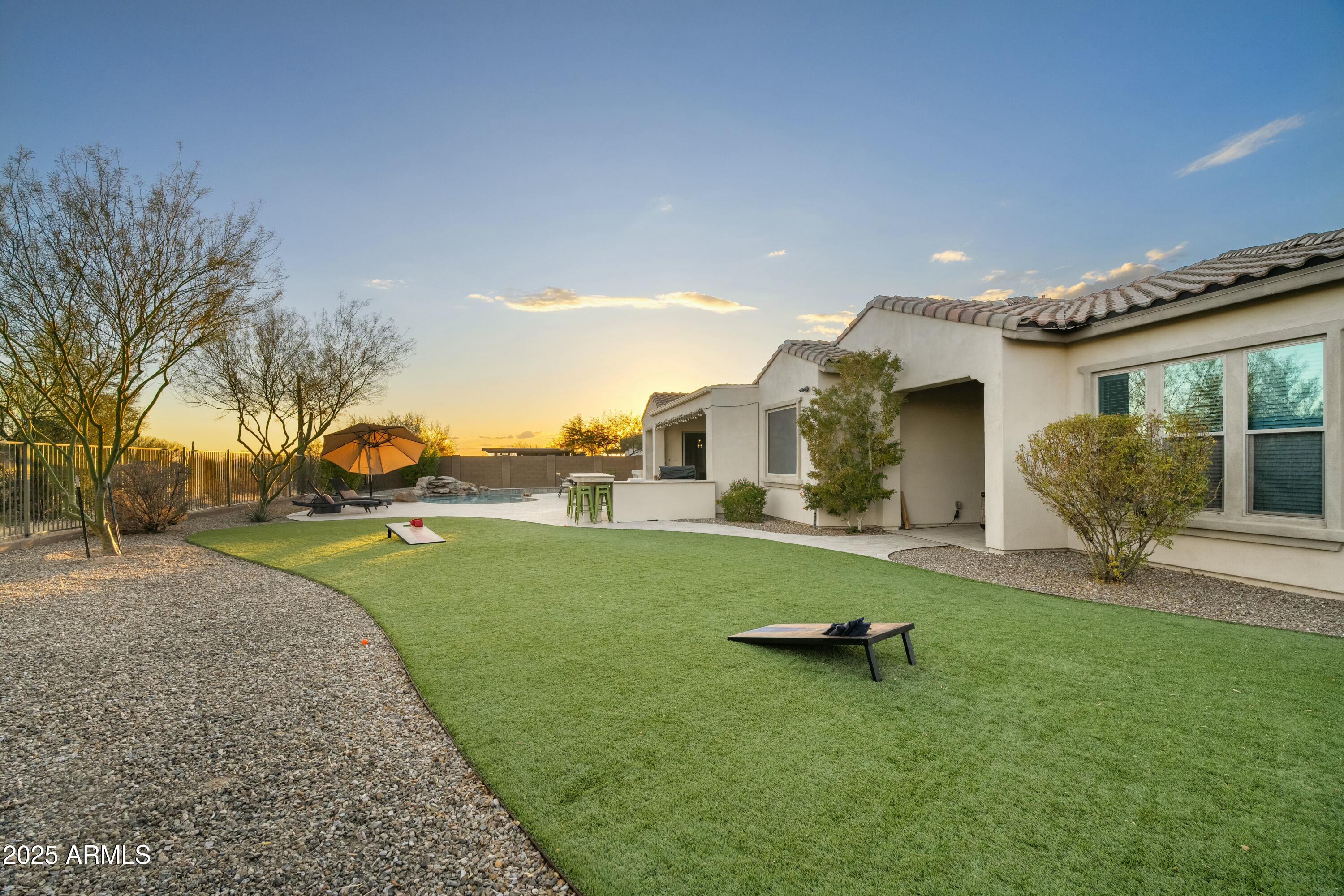 6015 E CALLE DE LAS ESTRELLAS --