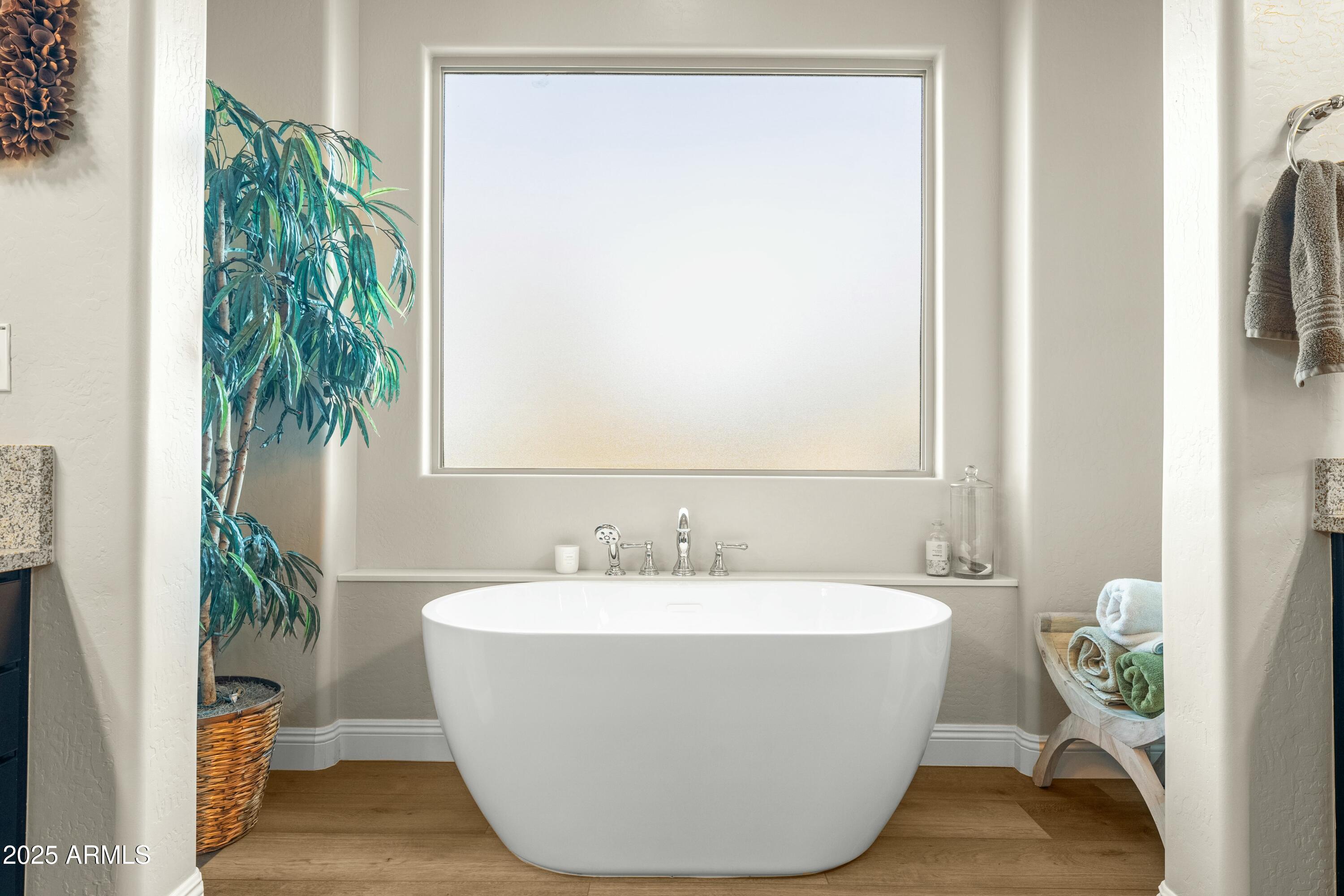 6015 E CALLE DE LAS ESTRELLAS --