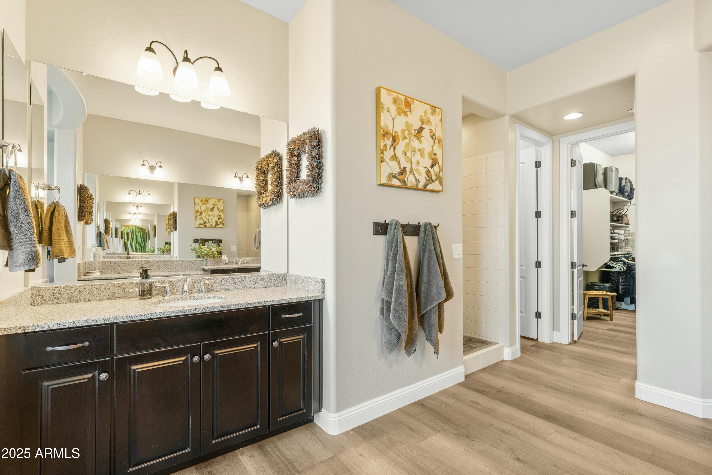 6015 E CALLE DE LAS ESTRELLAS --