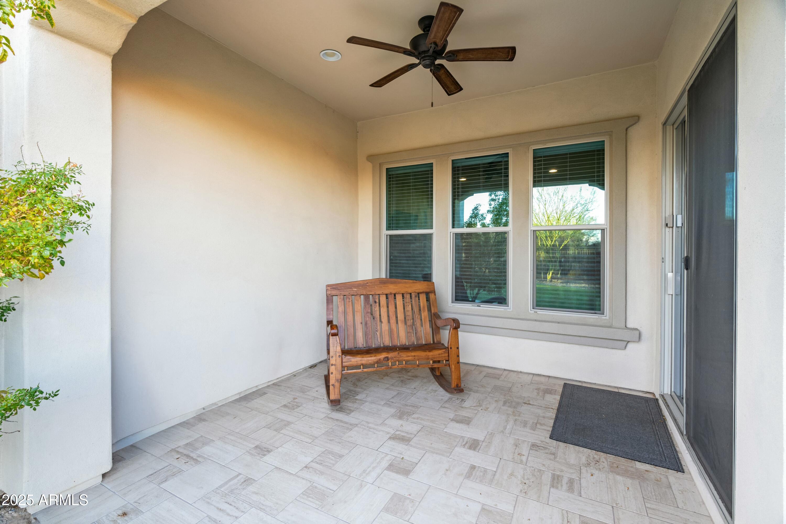 6015 E CALLE DE LAS ESTRELLAS --