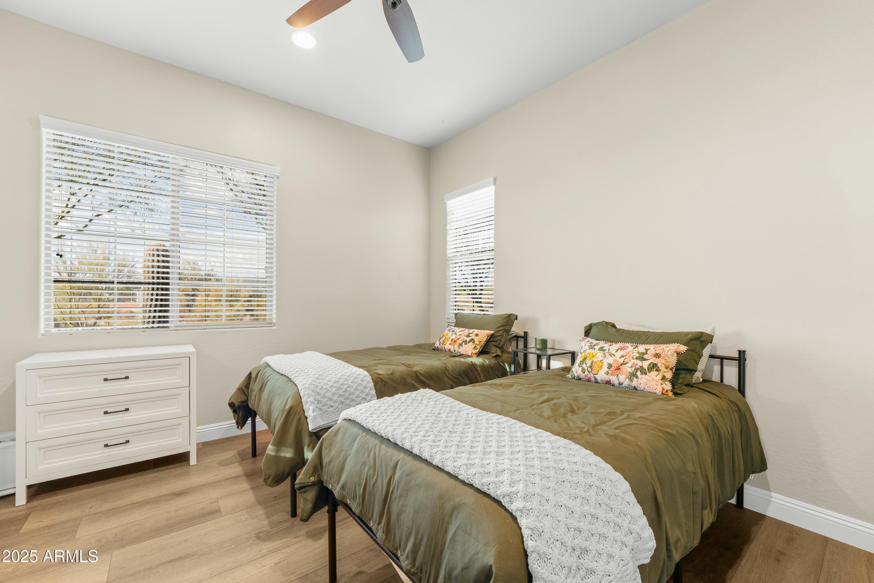 6015 E CALLE DE LAS ESTRELLAS --