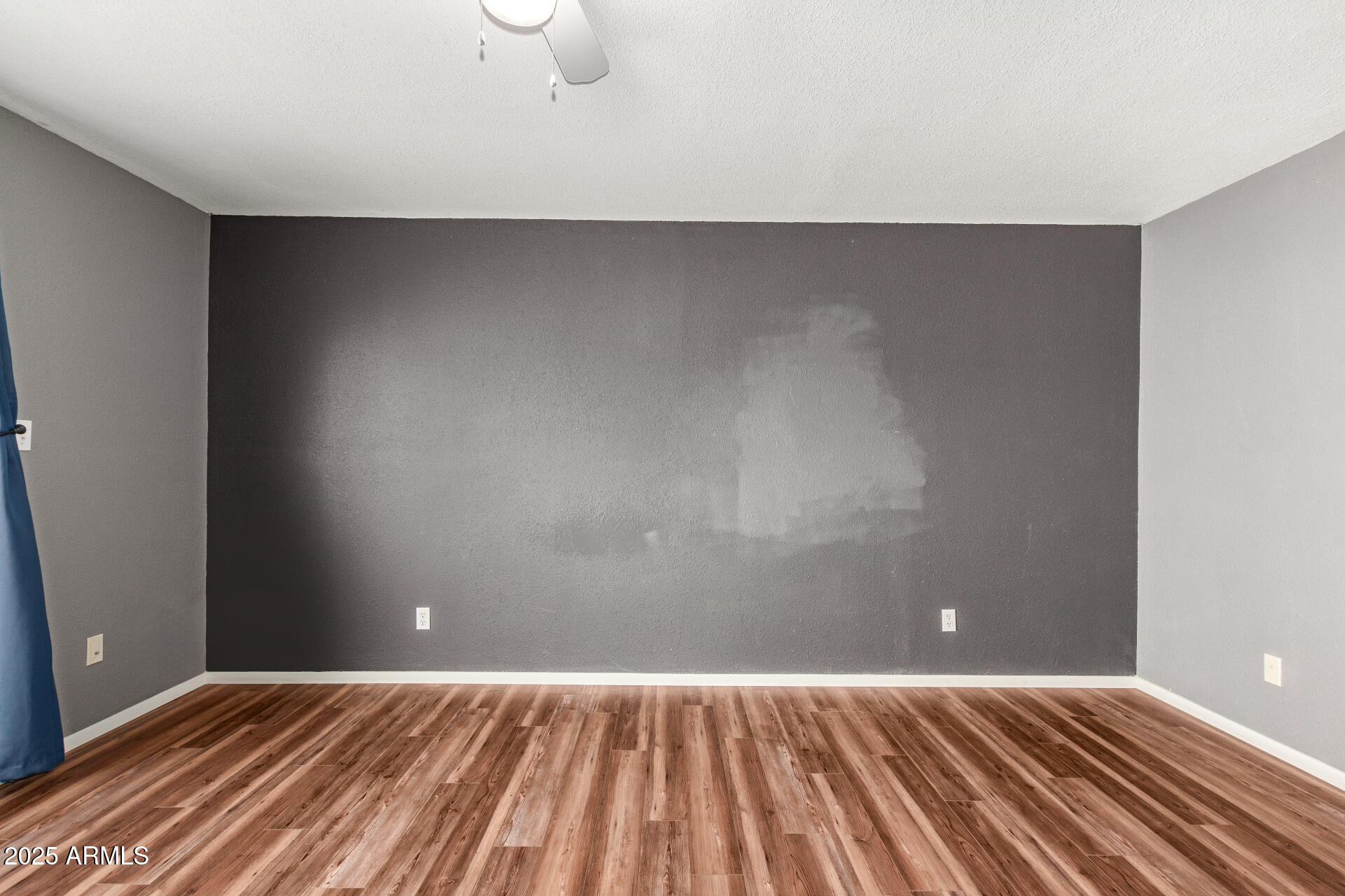 5715 W HEATHERBRAE Drive