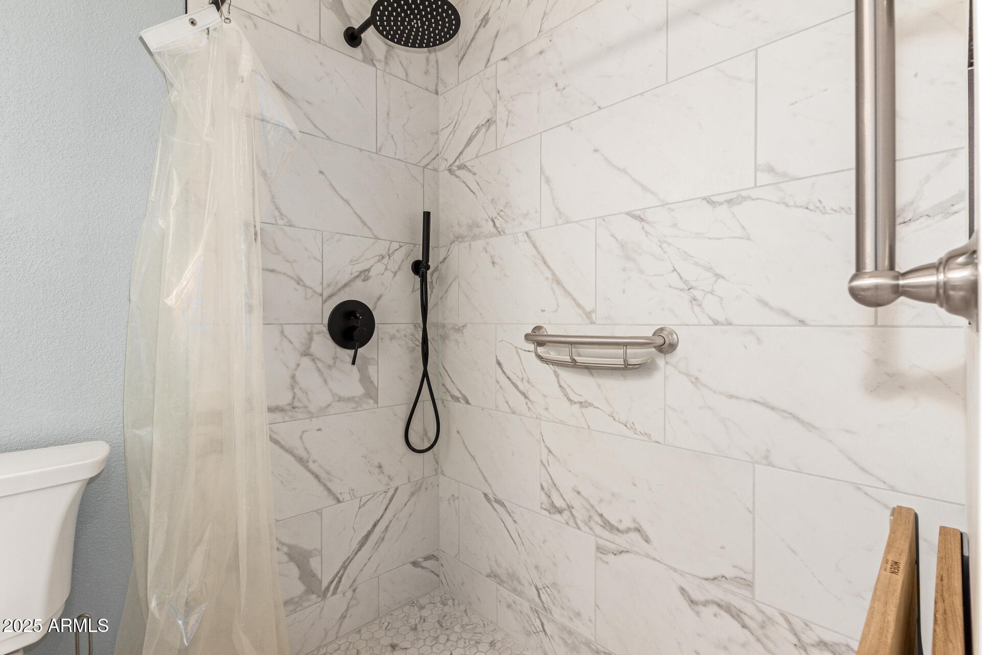 5715 W HEATHERBRAE Drive