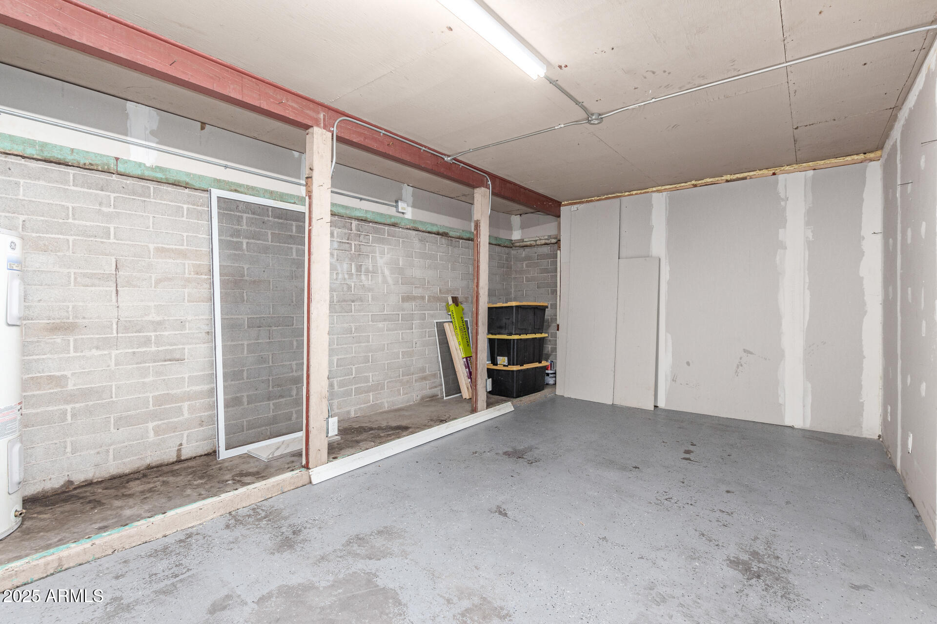 5715 W HEATHERBRAE Drive