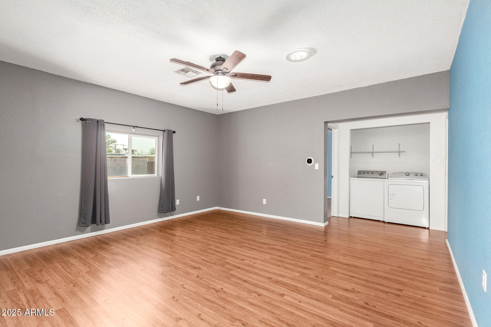 5715 W HEATHERBRAE Drive