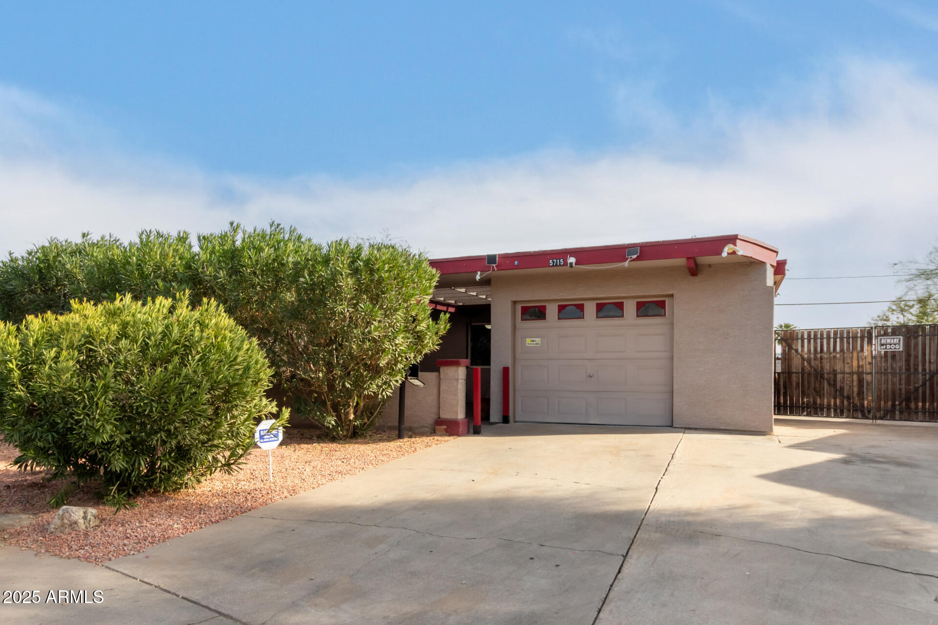 5715 W HEATHERBRAE Drive