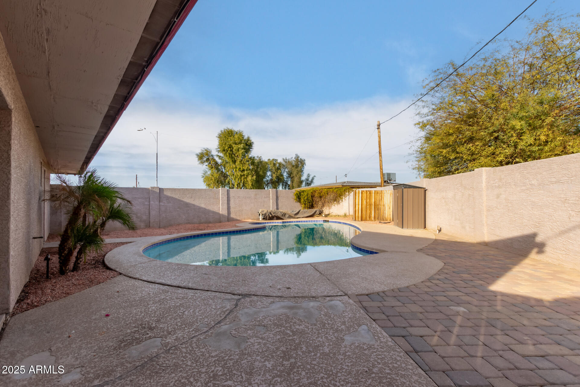 5715 W HEATHERBRAE Drive