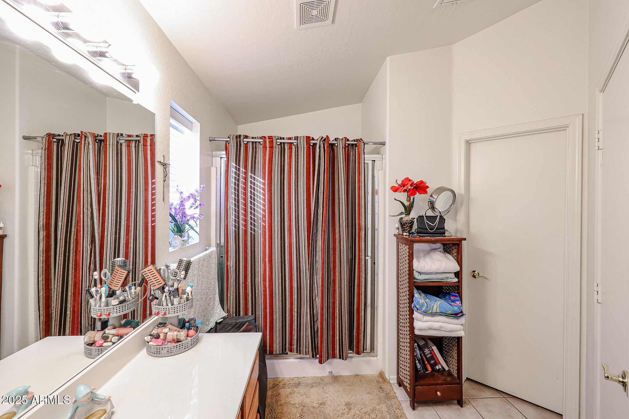 2711 E CAMPO BELLO Drive