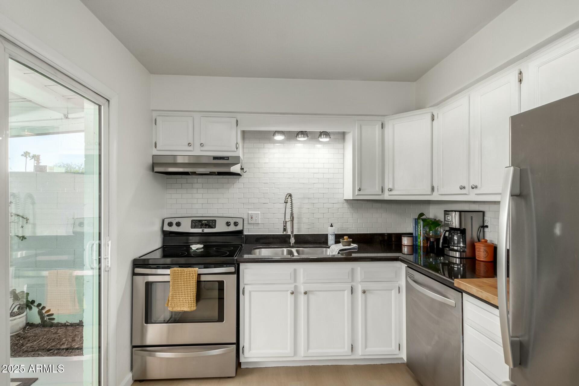 1531 W COLTER Street # 10