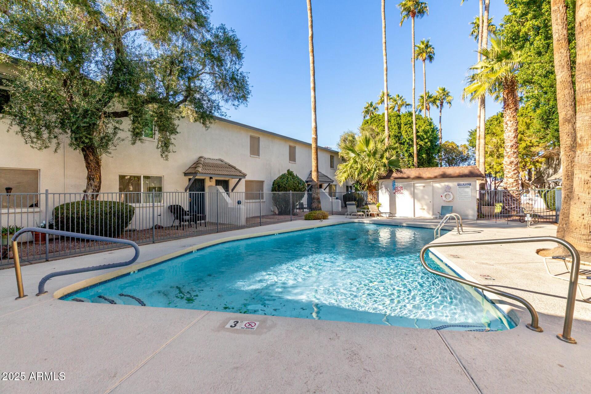 1531 W COLTER Street # 10