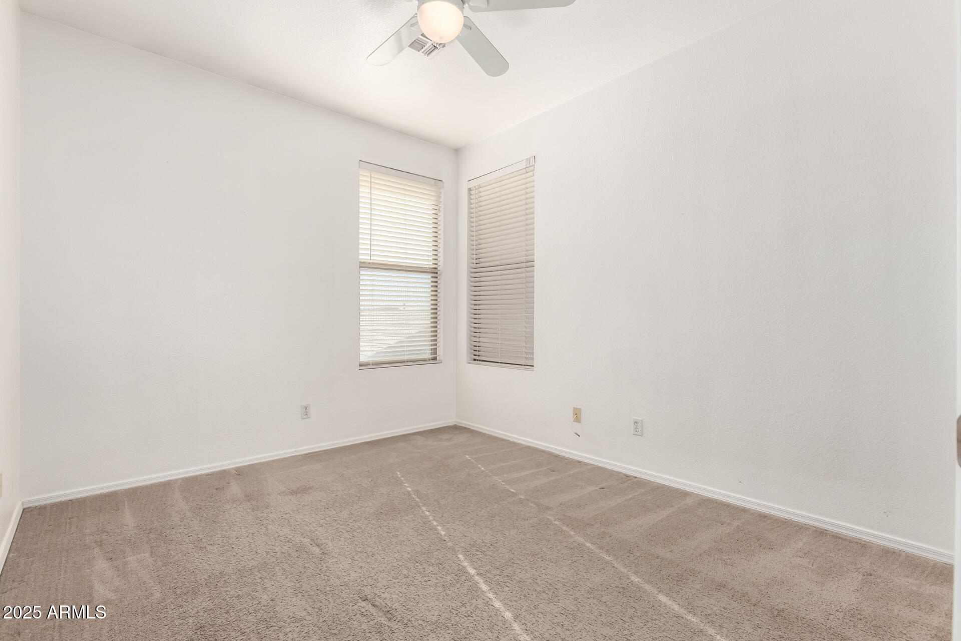 5331 E HOLMES Avenue