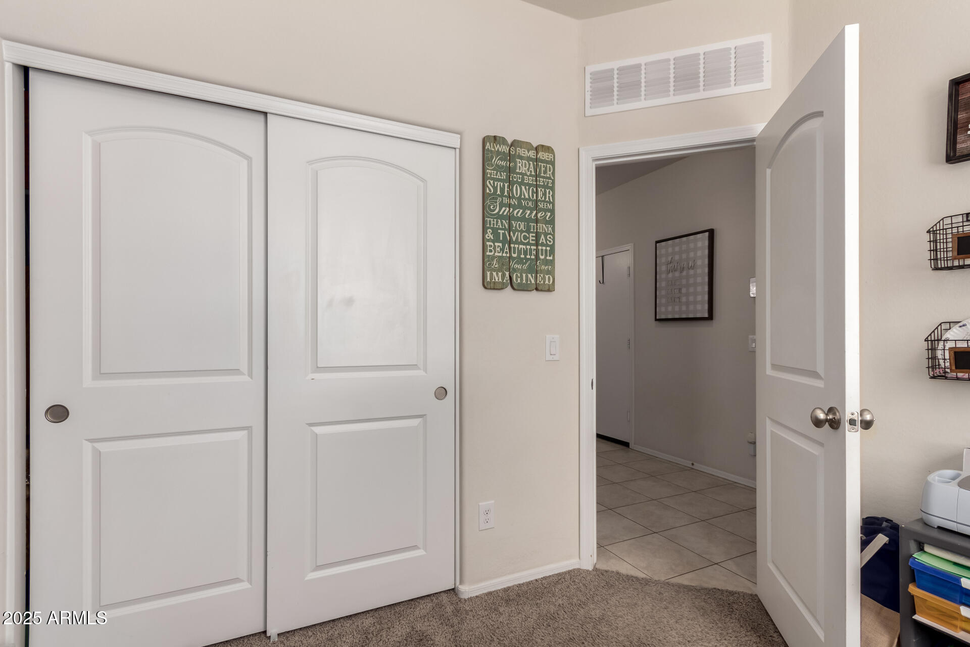 23802 W TAMARISK Avenue