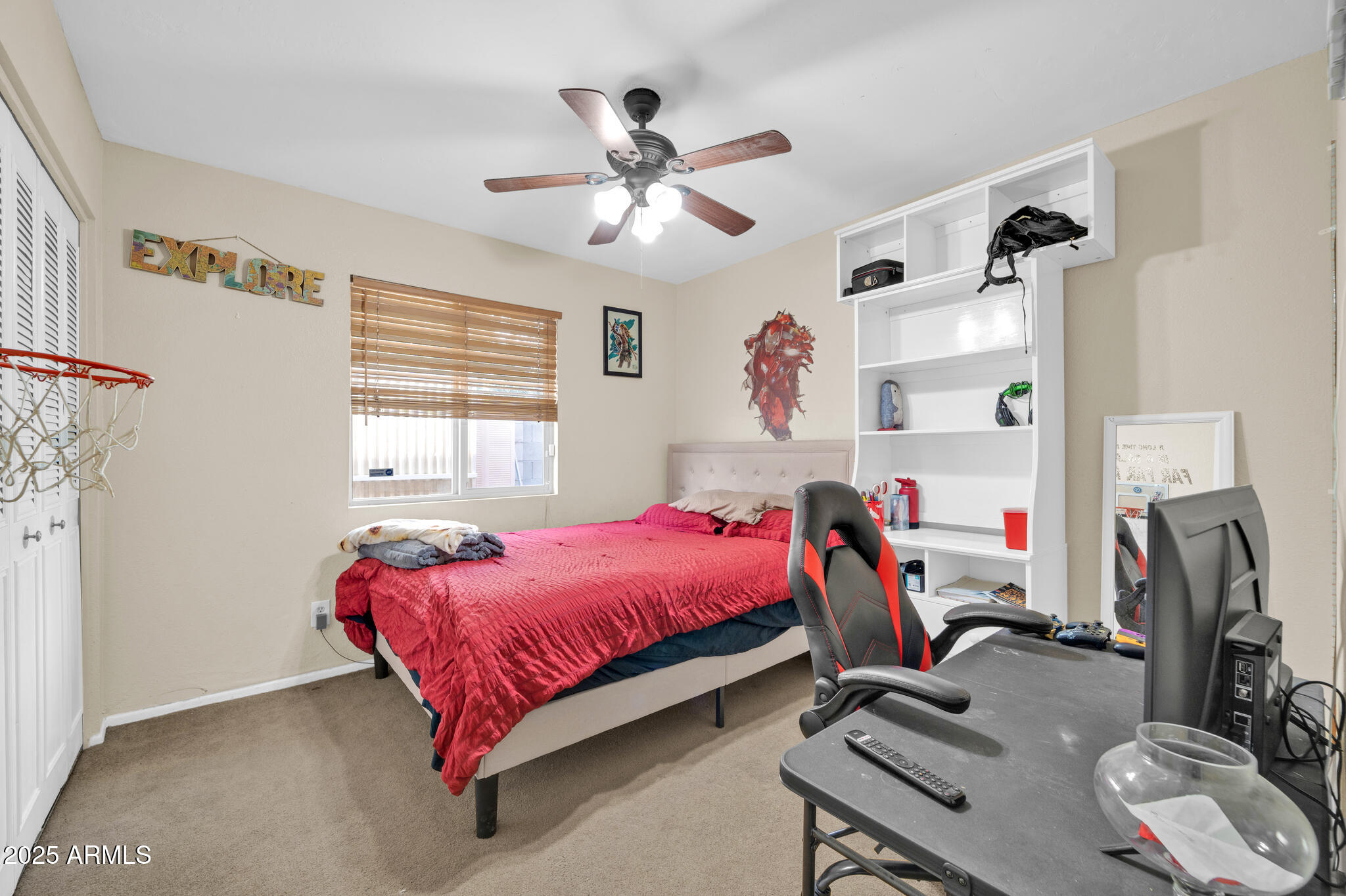 7337 W CLAREMONT Street