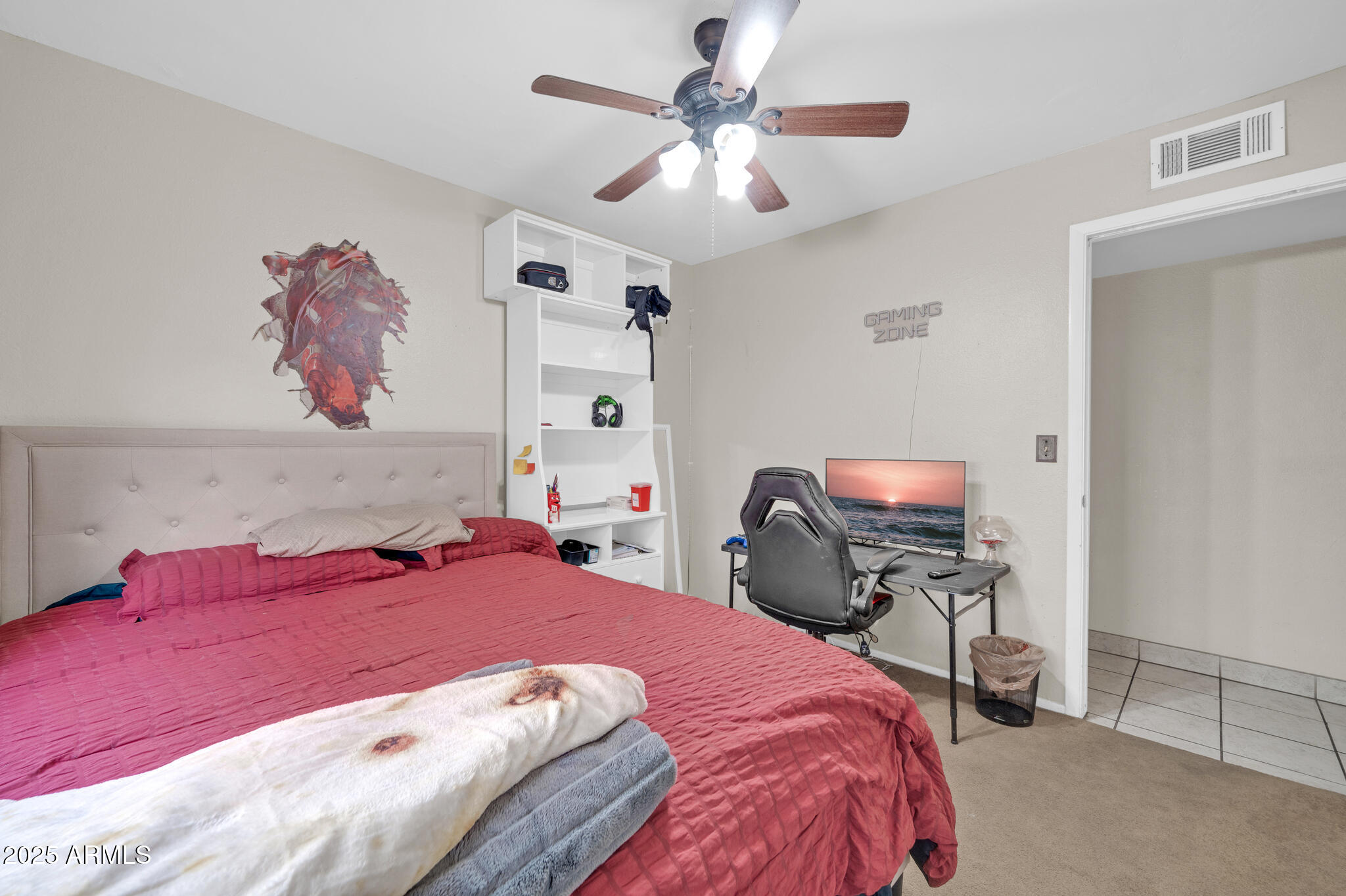 7337 W CLAREMONT Street