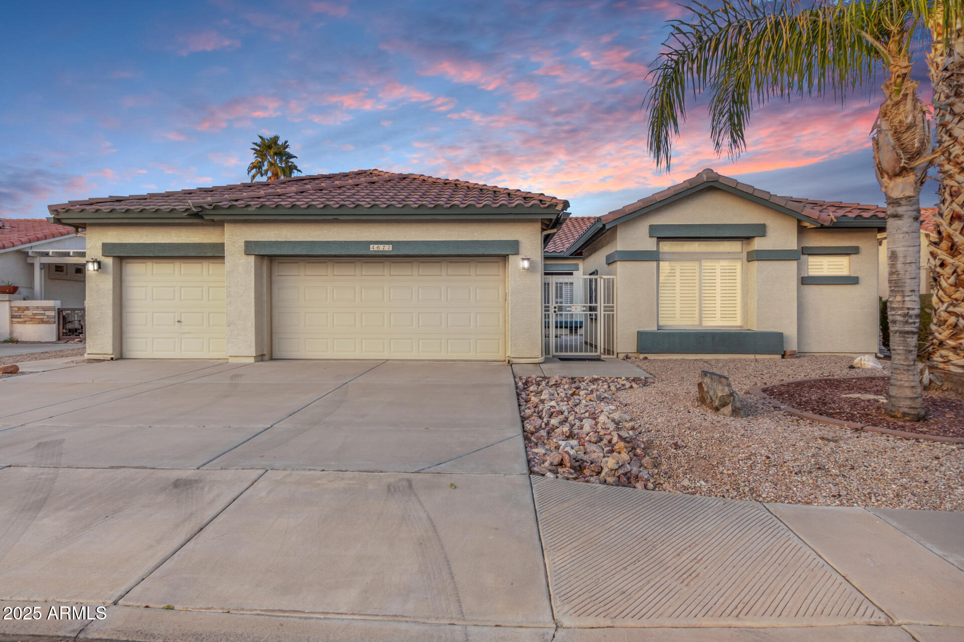 4672 E APRICOT Lane