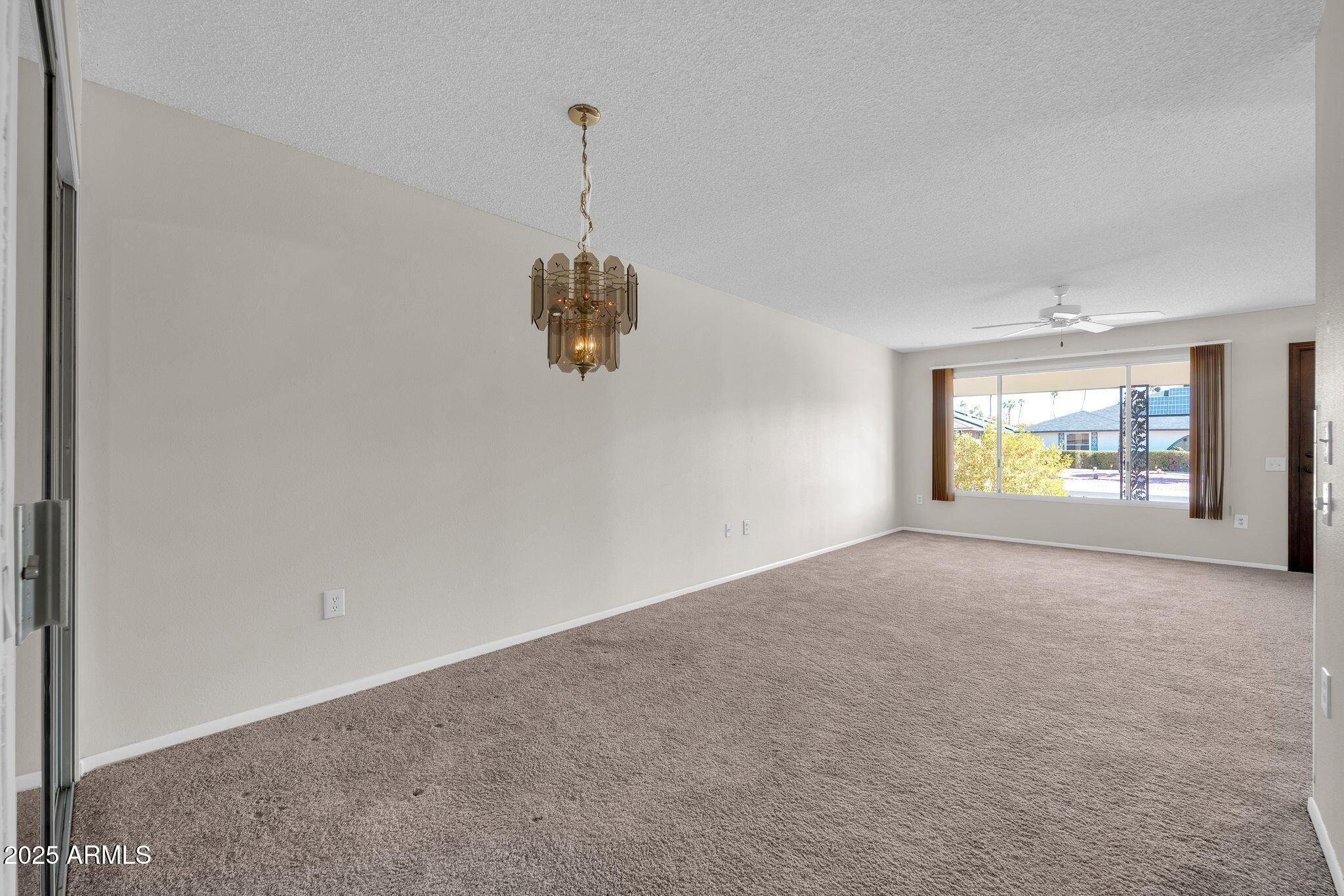 12611 W GABLE HILL Drive