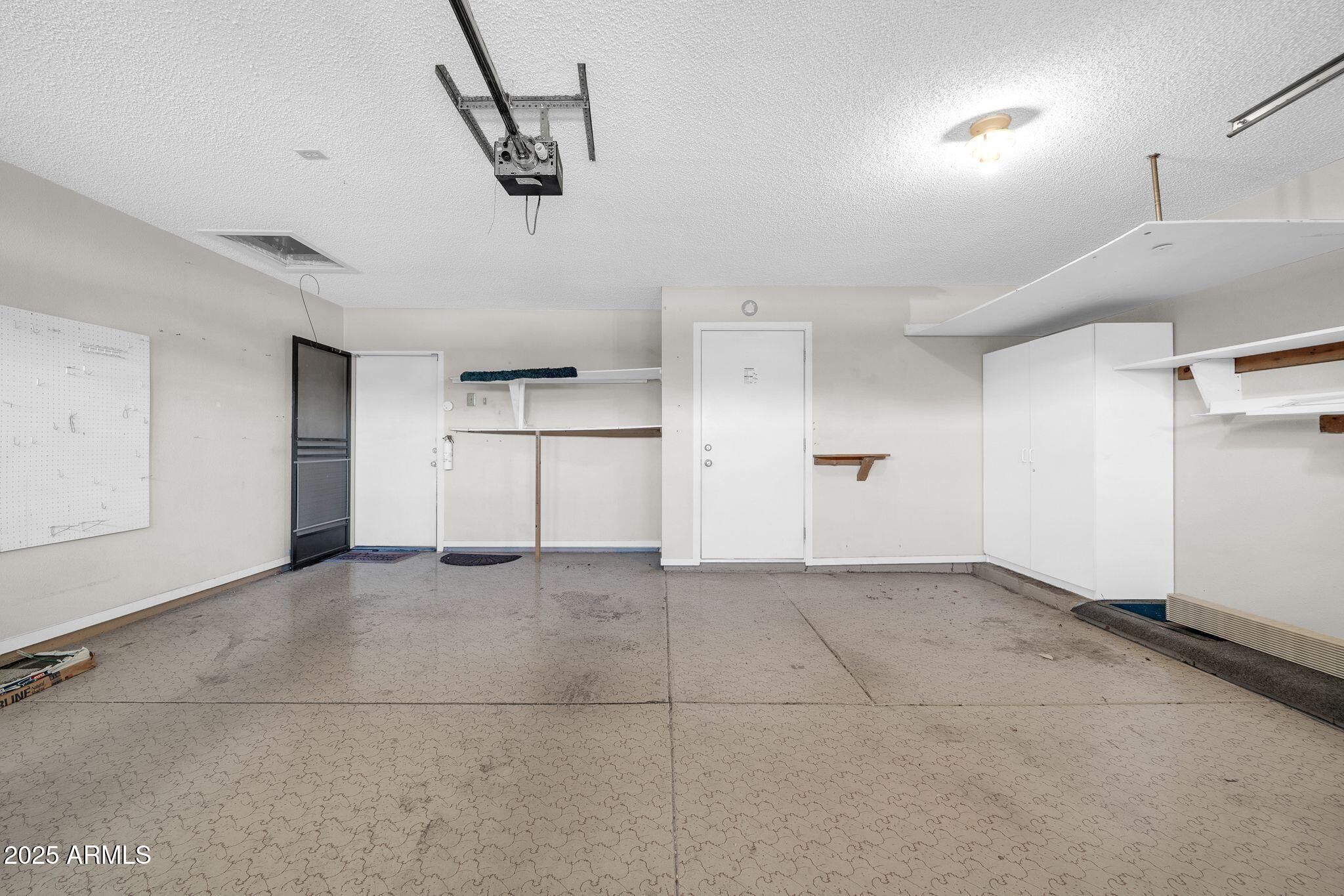 12611 W GABLE HILL Drive