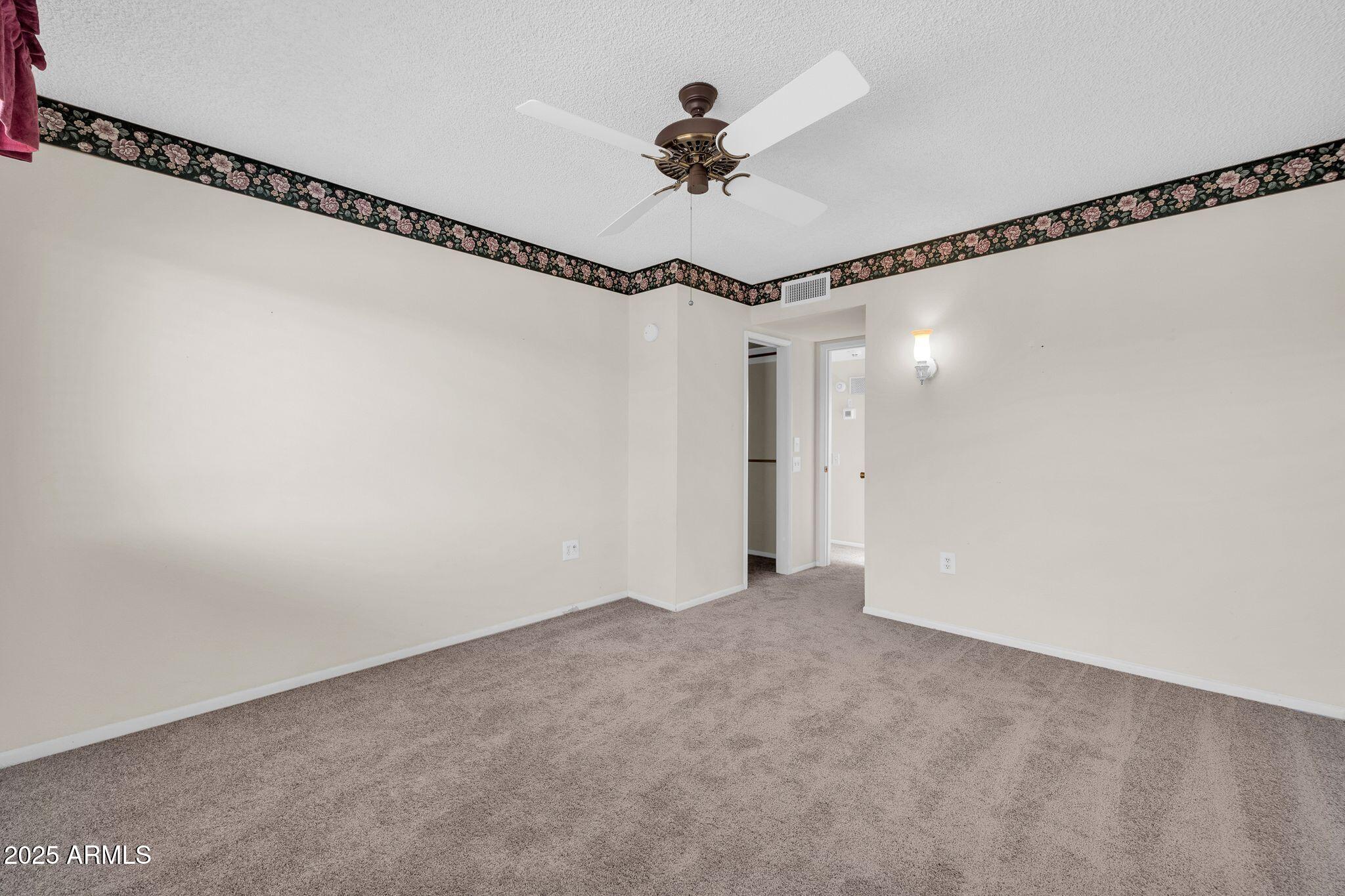 12611 W GABLE HILL Drive