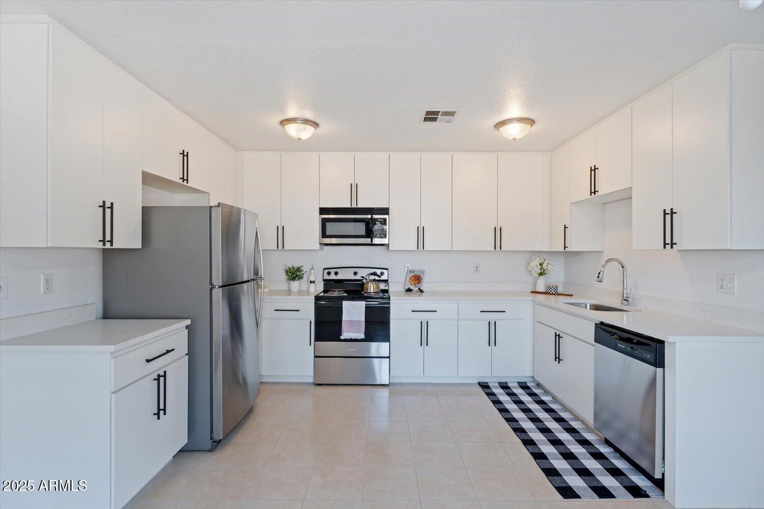 6316 W MONTEROSA Street