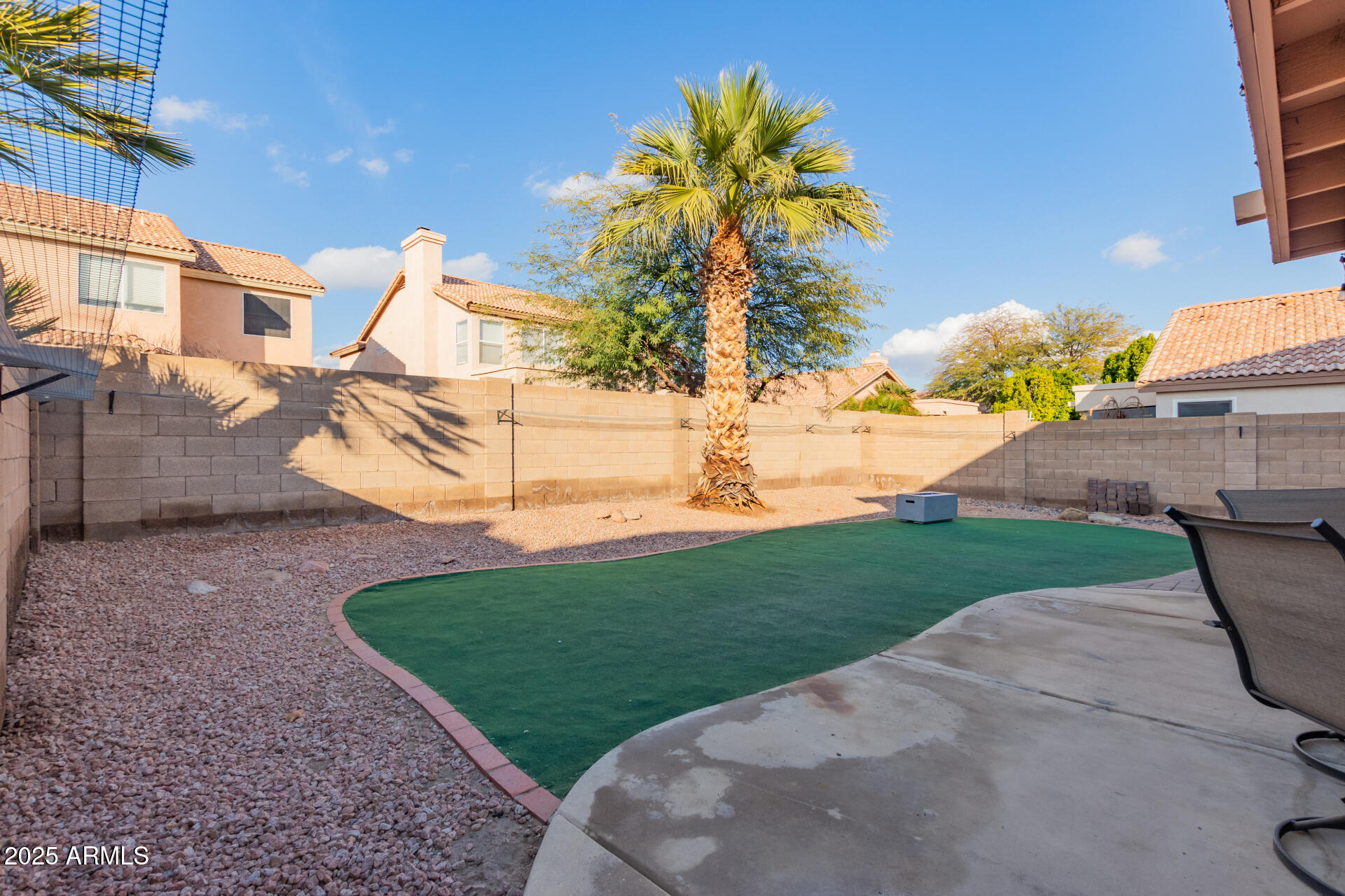4248 E RAVEN Road
